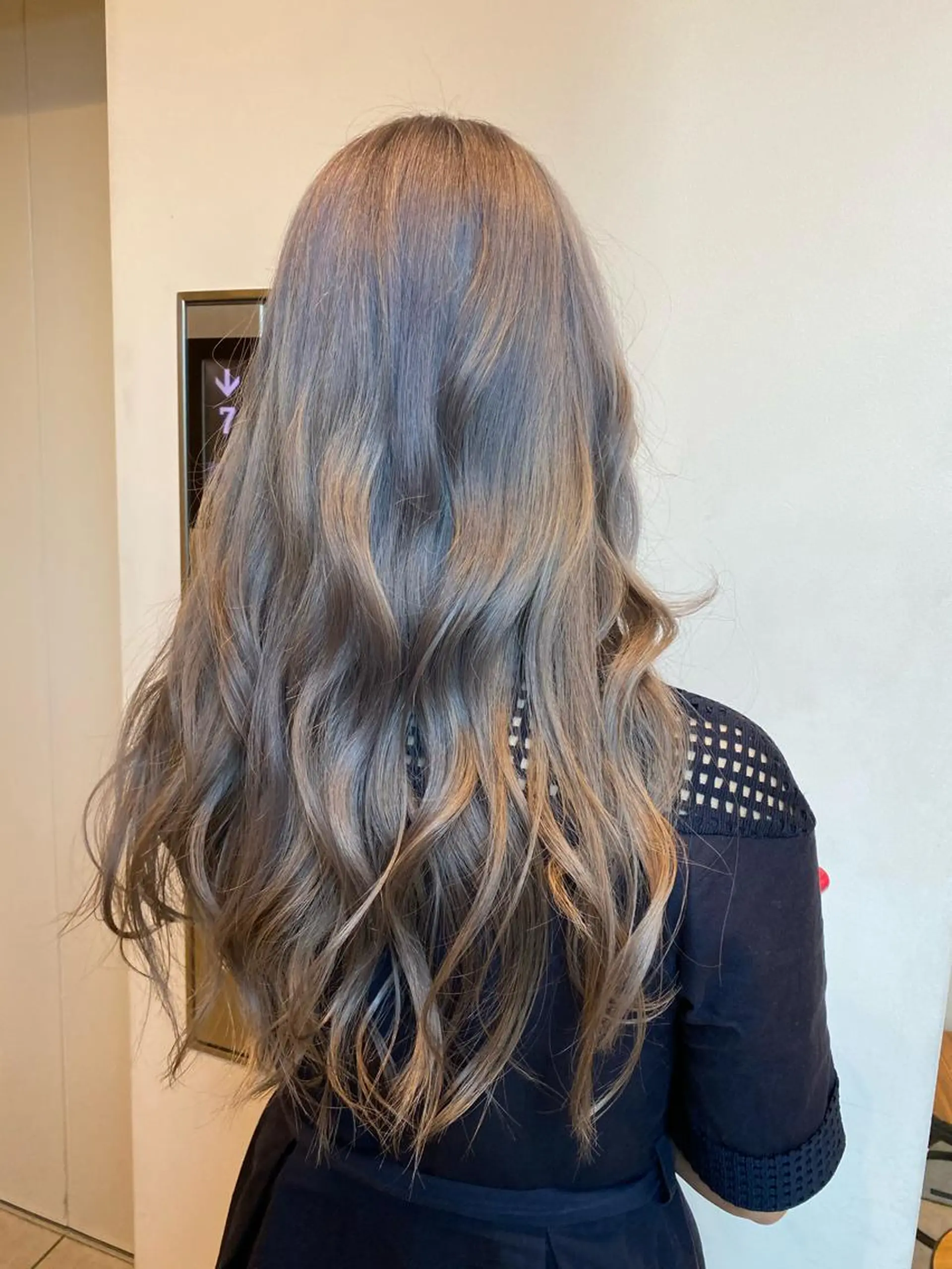 ロング Su-chi-🧴 /ミルクティーカラーのヘアスタイル