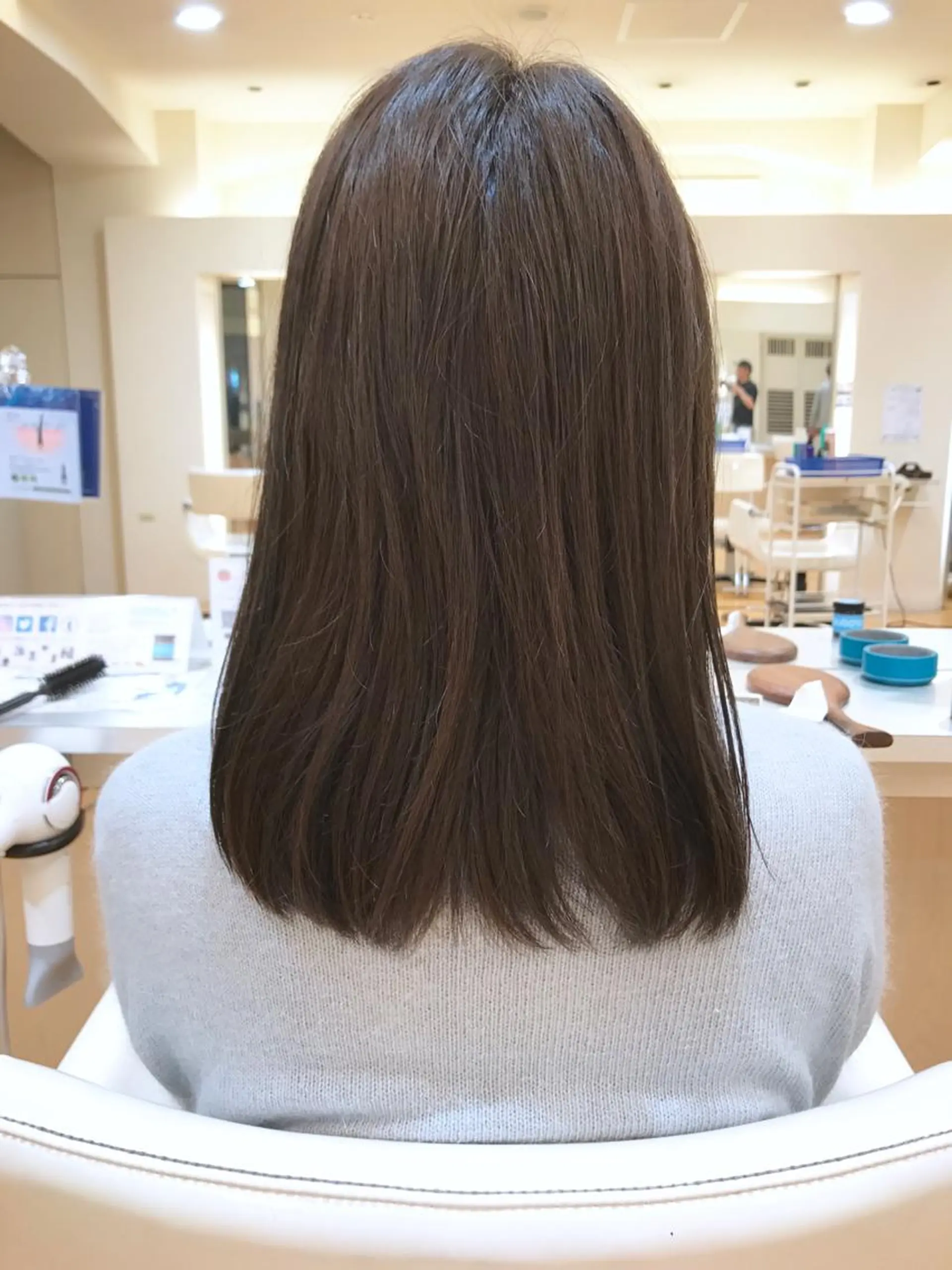 ミディアム カラー イルミナカラー タジマ ヤスヒサのヘアスタイル
