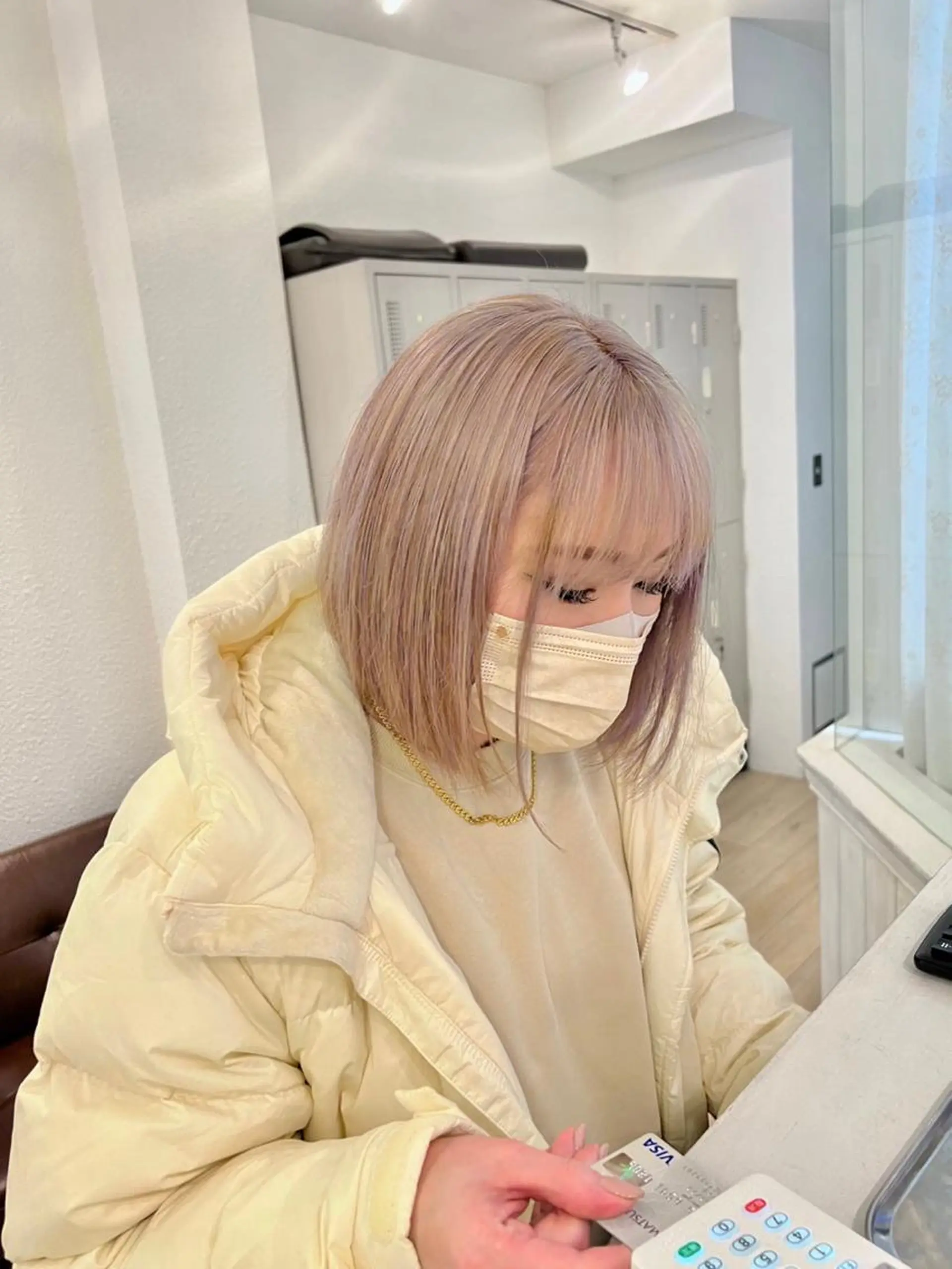 ショート カラー ベージュカラー ピンクカラー ピンクベージュ ホワイトピンク ホワイトピンクベージュ ヘアカラー トリートメント 宮永 智香のヘアスタイル