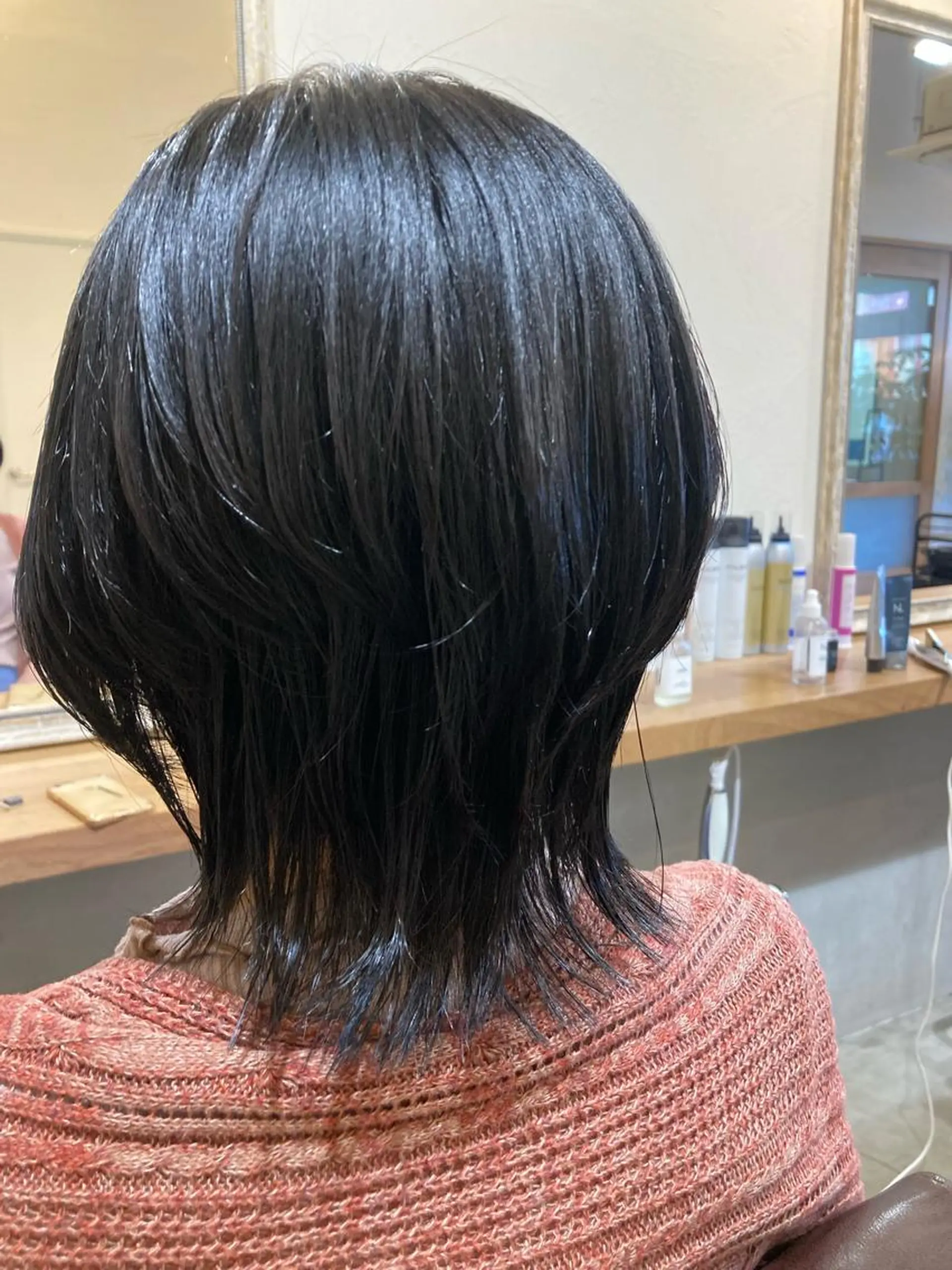 ショート レイヤーカット 三島 有佳里のヘアスタイル