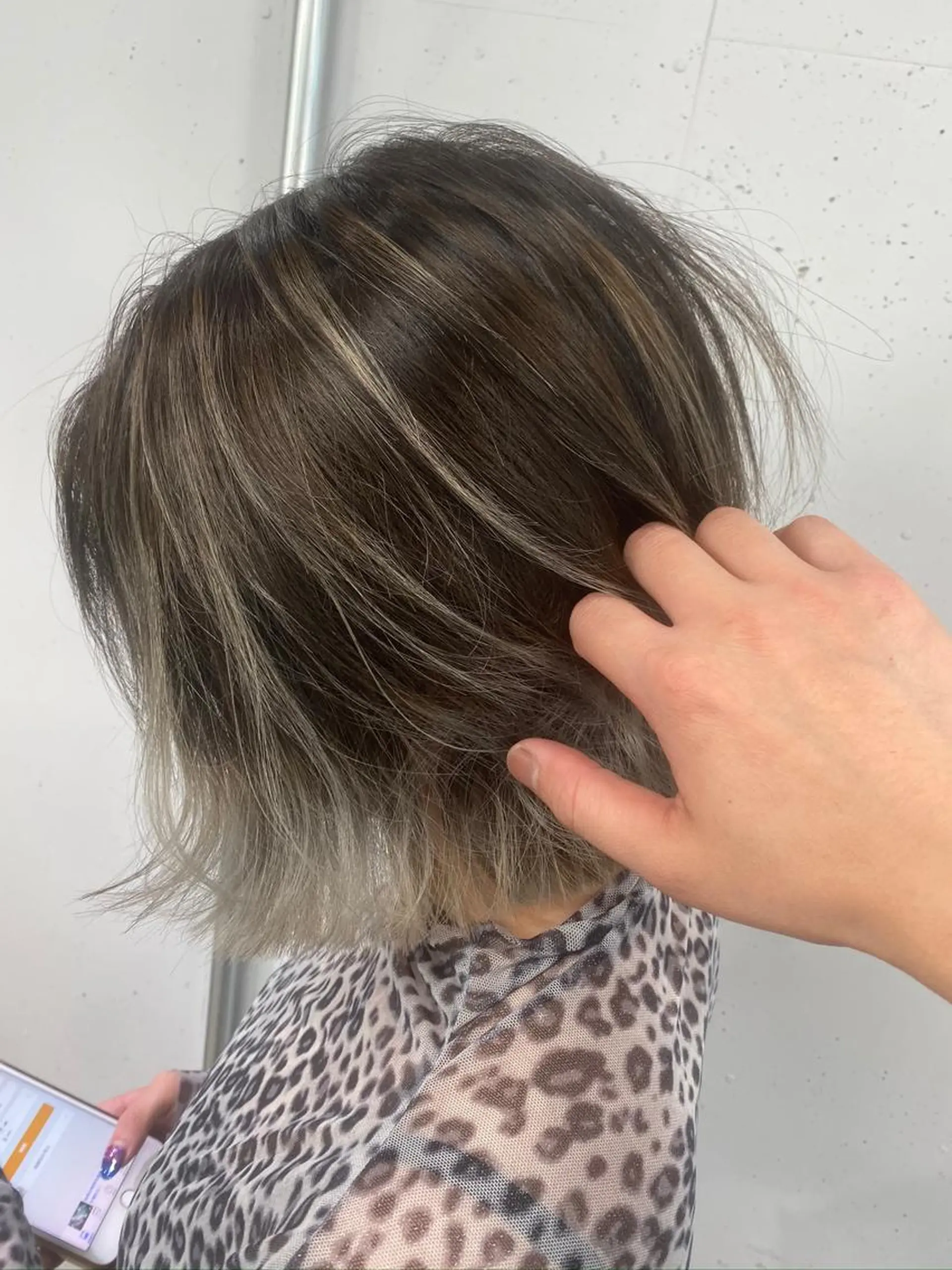 ミディアム カラー ヘアアレンジ 結婚式・ブライダル アッシュ バレイヤージュ ベージュカラー ブリーチ 溝部裕太Hair salon808代表のヘアスタイル