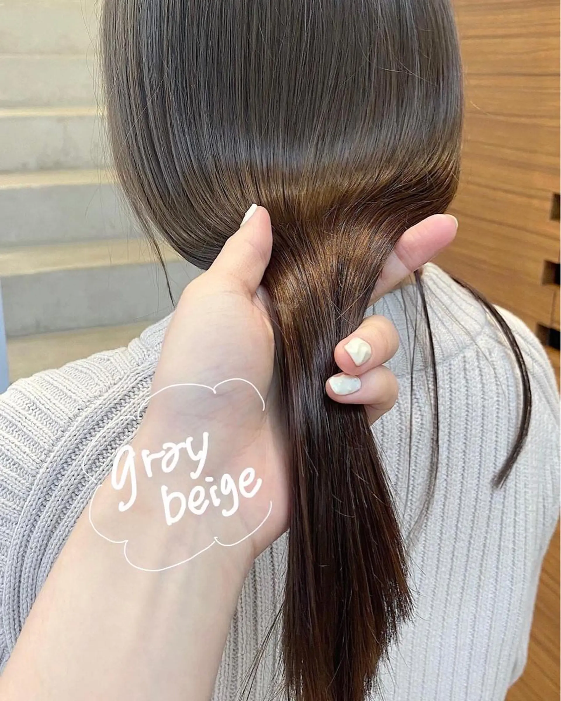 ミディアム カラー ブリーチ 透明感カラー グレージュ momoka /ショート/ボブのヘアスタイル