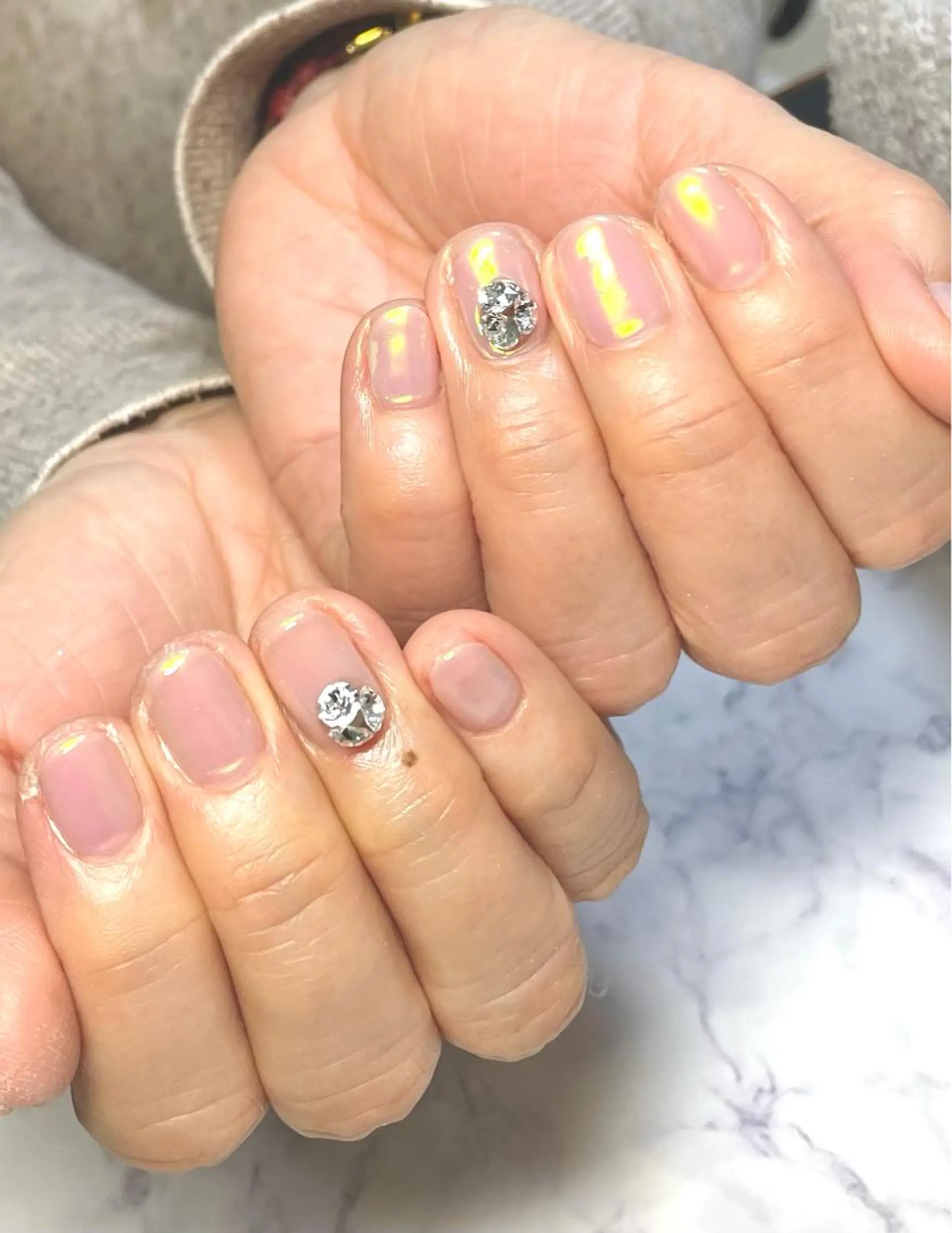 ネイル オーロラネイル ミラーネイル KOMINE TOMOKOのネイルデザイン