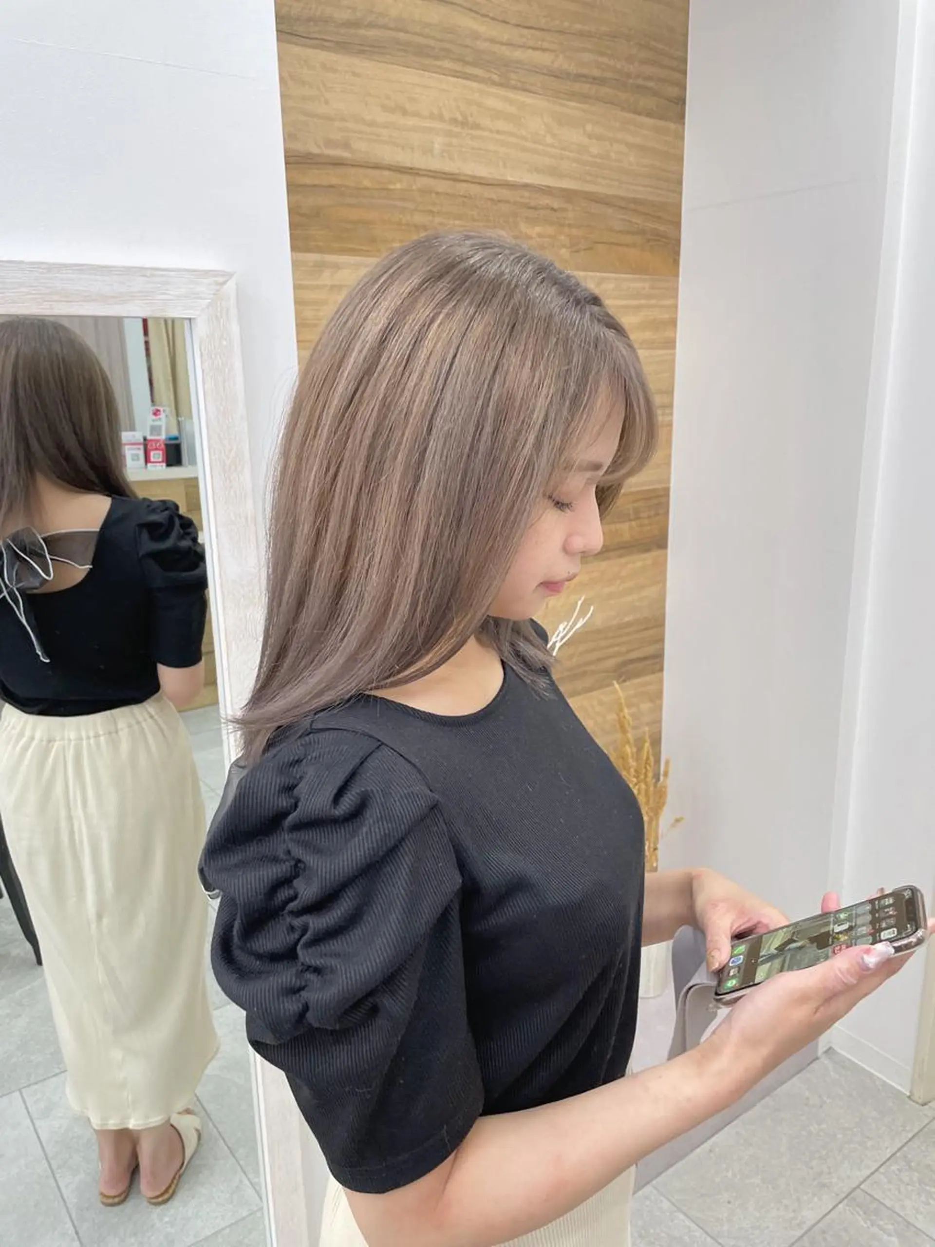 セミロング 飯塚 青空のヘアスタイル