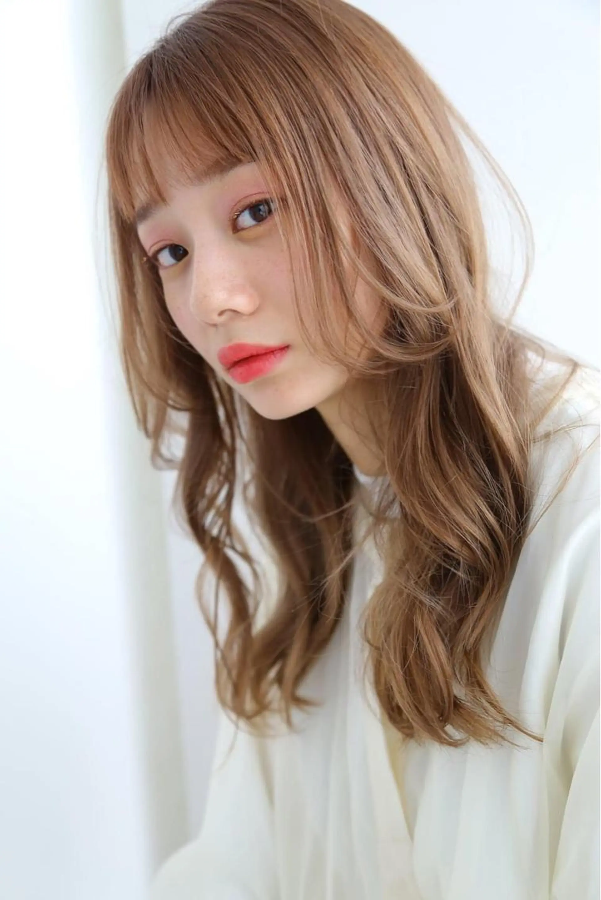 セミロング カット ヘアカラー FERIA fam 小林勇太のヘアスタイル