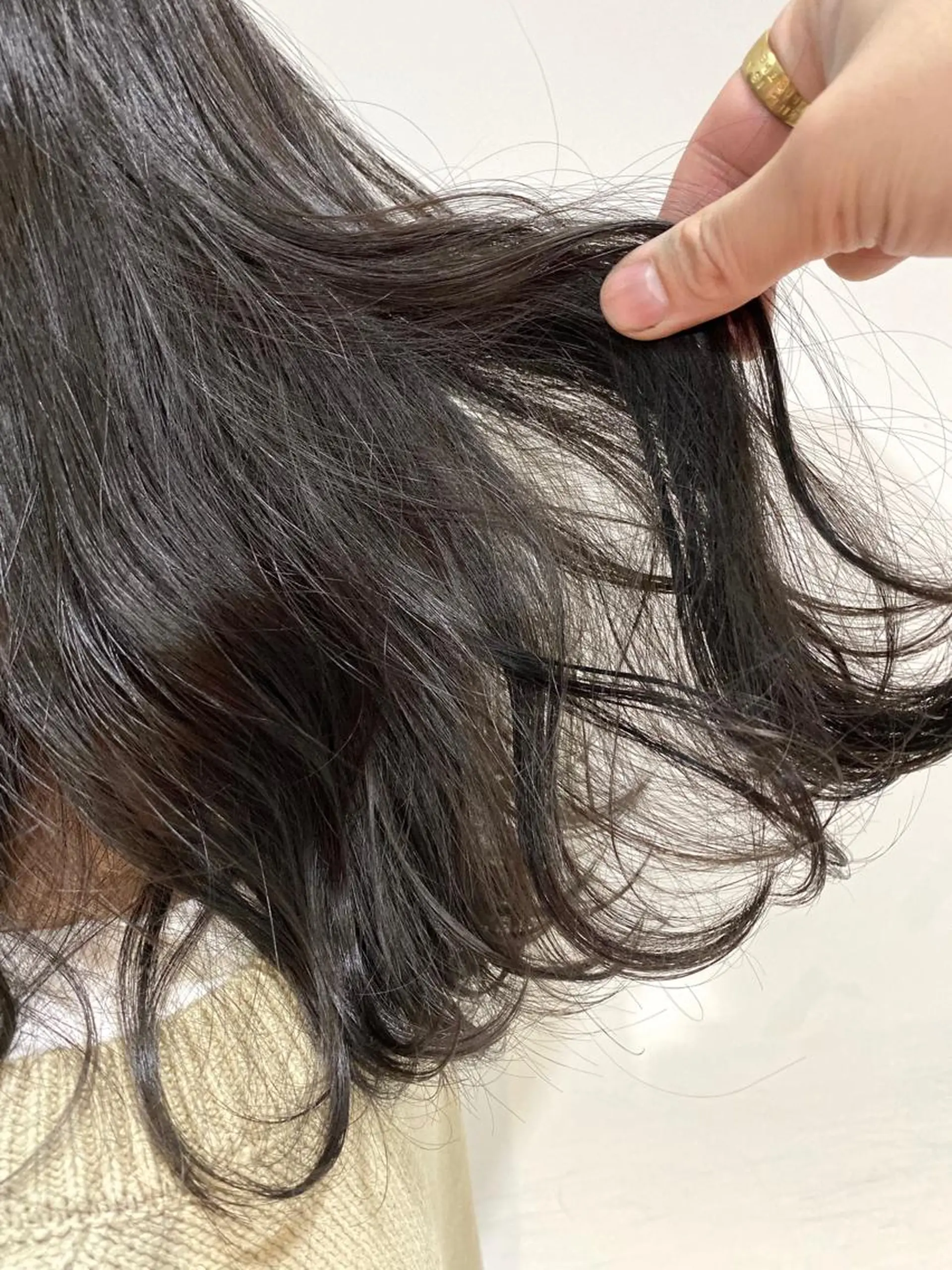 ミディアム カット ヘアカラー AUBEHAIRpeony所属・山形酸性ストレート 古川✂︎のヘアスタイル