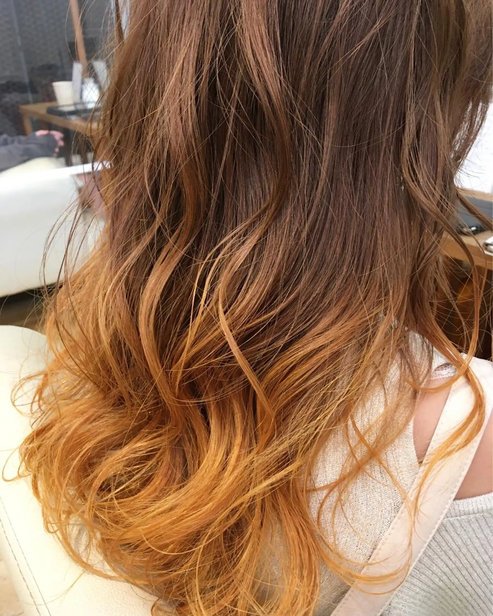 ロング カット ヘアカラー ヘッドスパ 平 一裕のヘアスタイル