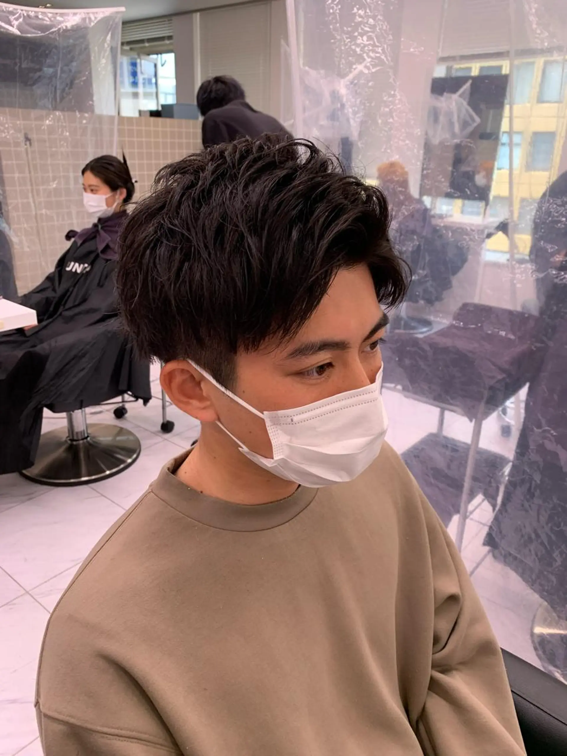 ショート カラー パーマ メンズ メンズパーマ特化 TAIGAのヘアスタイル