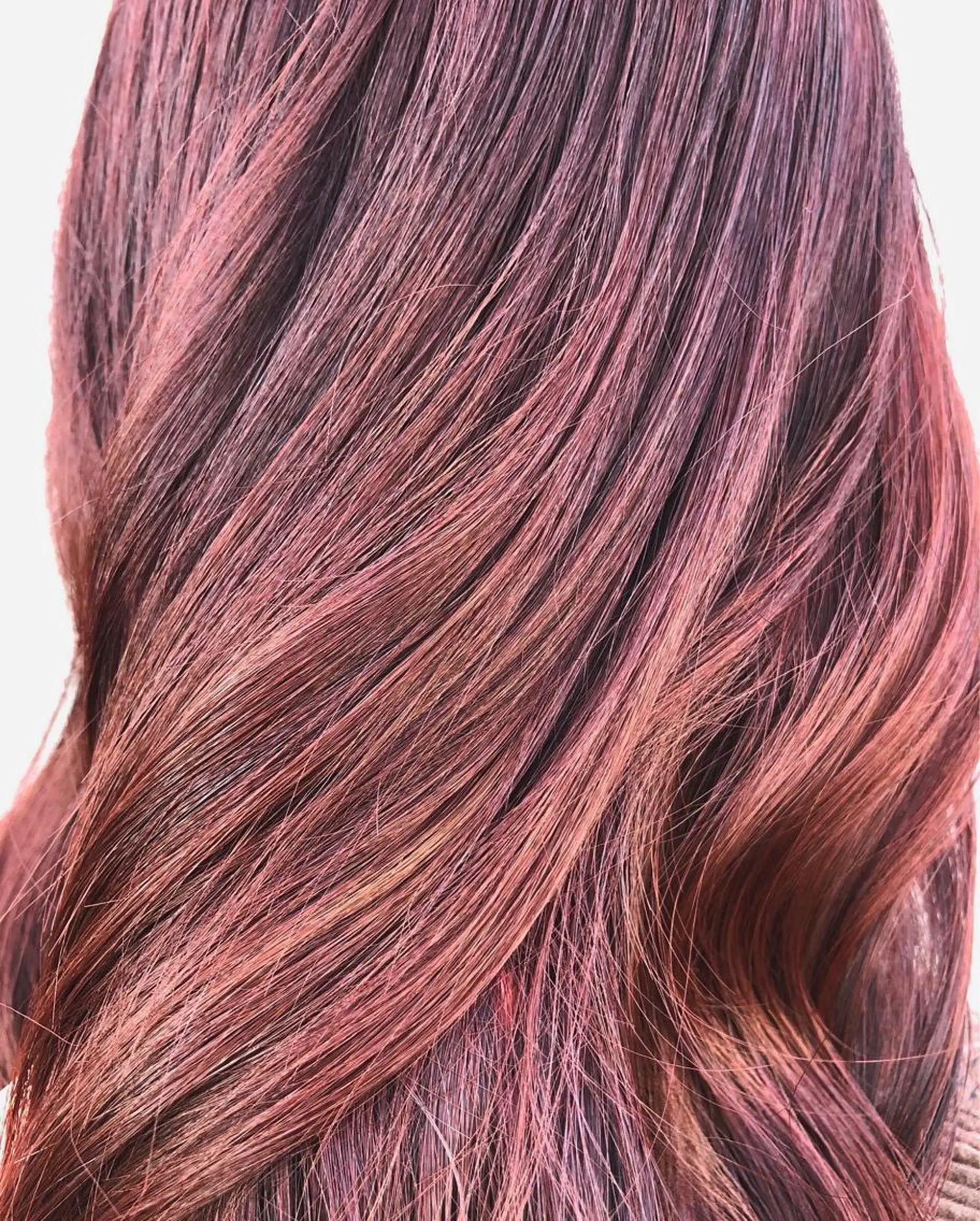 ロング カラー ブリーチ カシス ブリーチなしカラー ピンクカラー カット ヘアカラー くまがい みゆ【edge.】のヘアスタイル