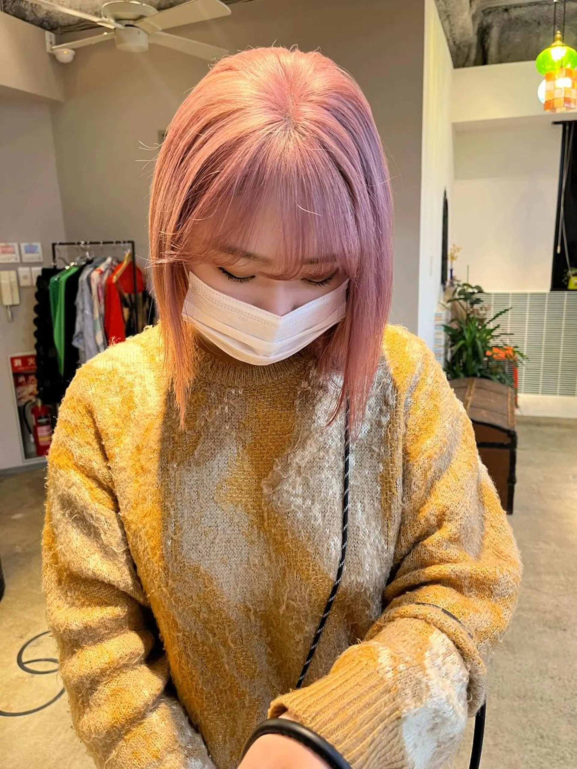 ミディアム カラー ベージュカラー ブリーチ ピンクカラー ピンクベージュ ヘアカラー トリートメント 🩷ハイトーン透明感 レイヤー🩷ユリカのヘアスタイル