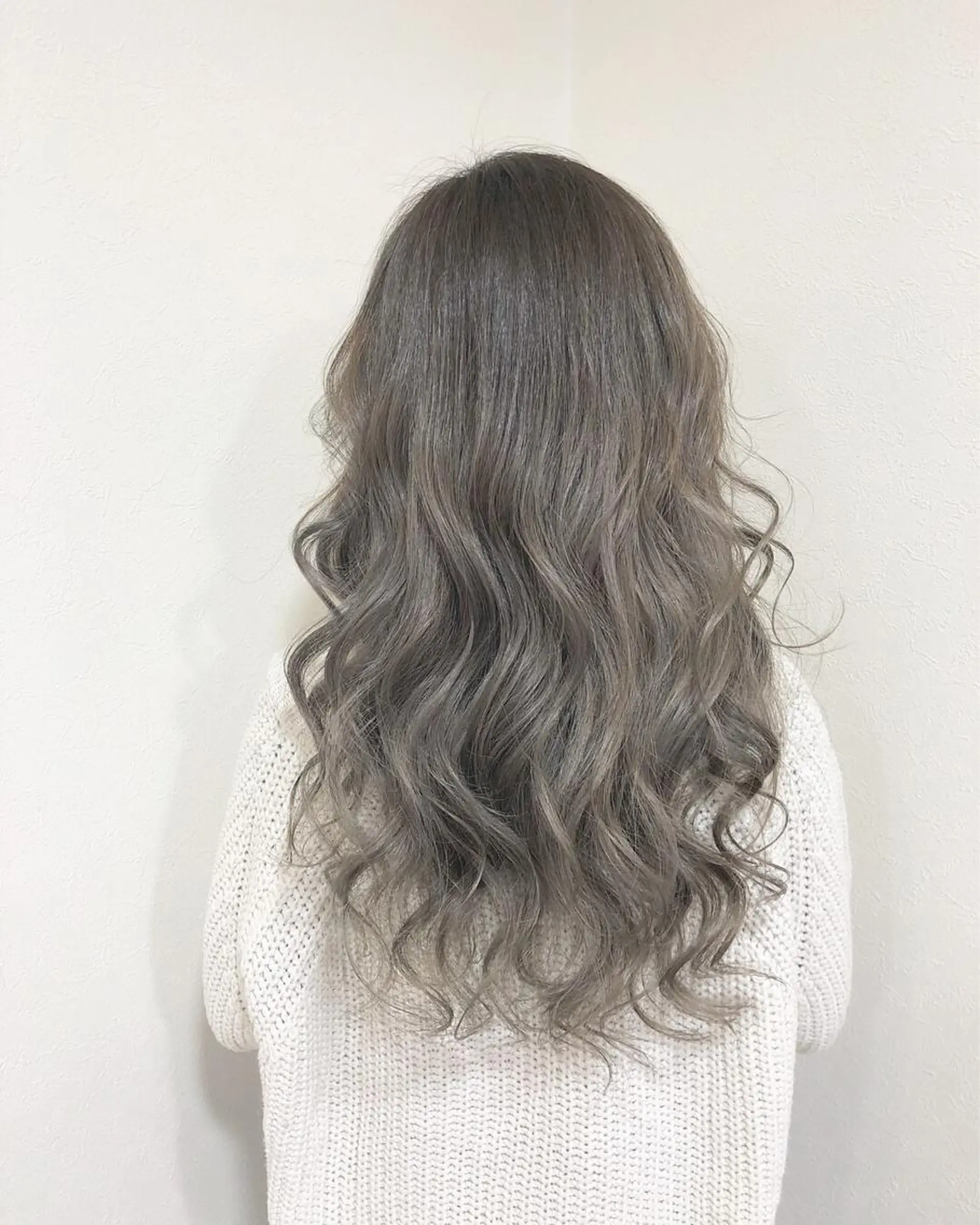 ロング ヤマグチ ヒカルのヘアスタイル