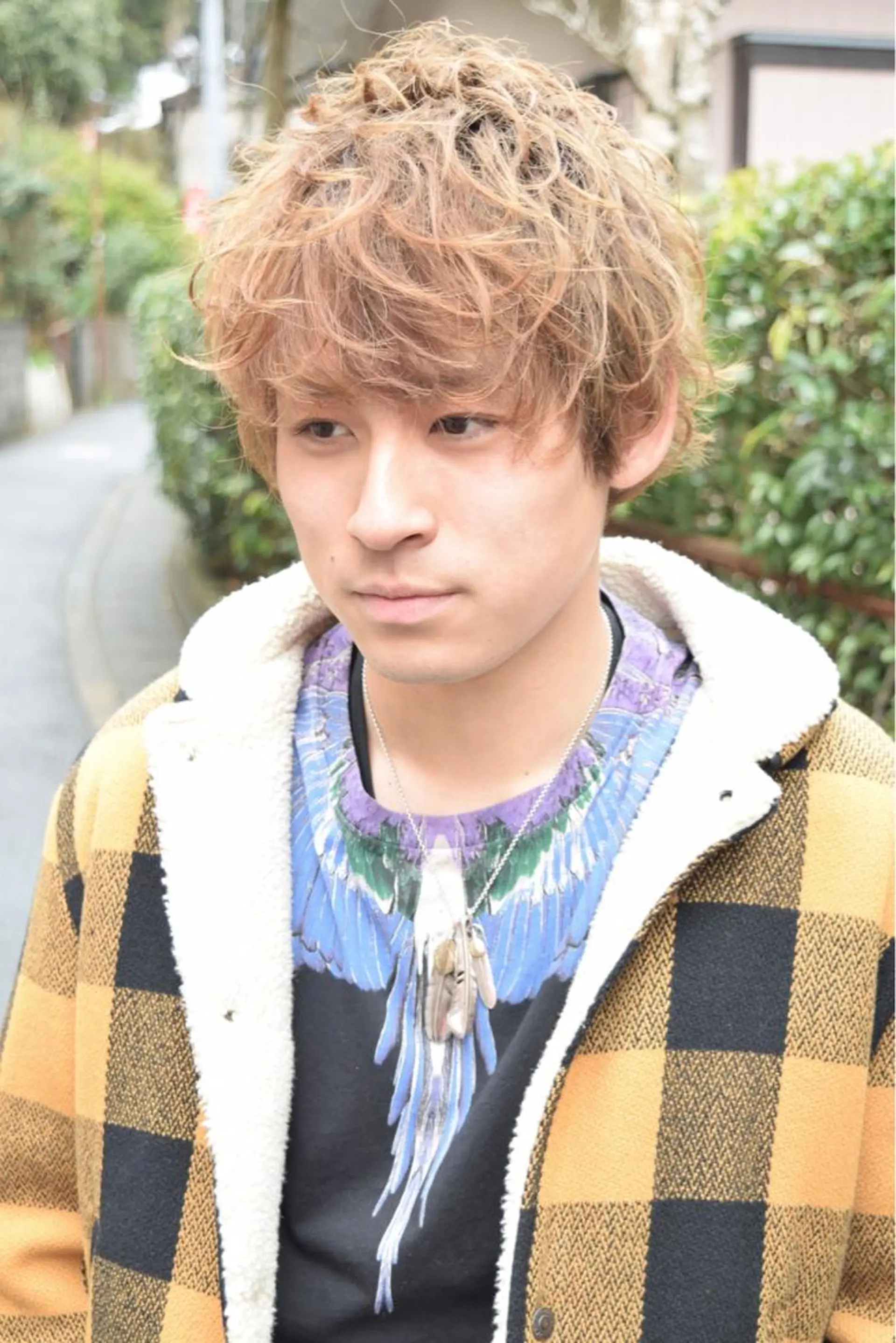 ミディアム カラー パーマ メンズ マッシュ イシイ リョウヘイのヘアスタイル