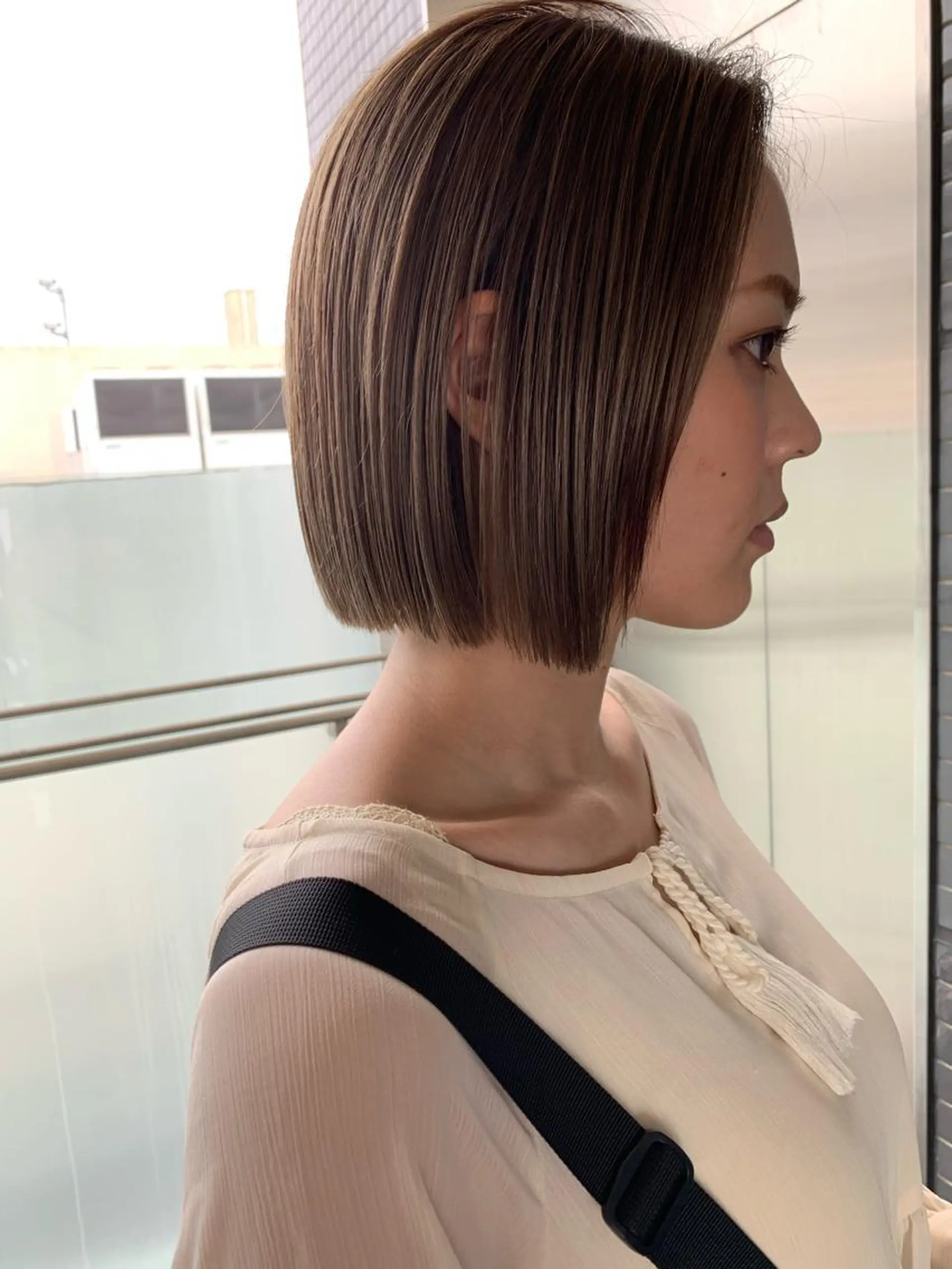 ショート カラー ベージュカラー 髪質改善サロン 心斎橋ARCHEのヘアスタイル