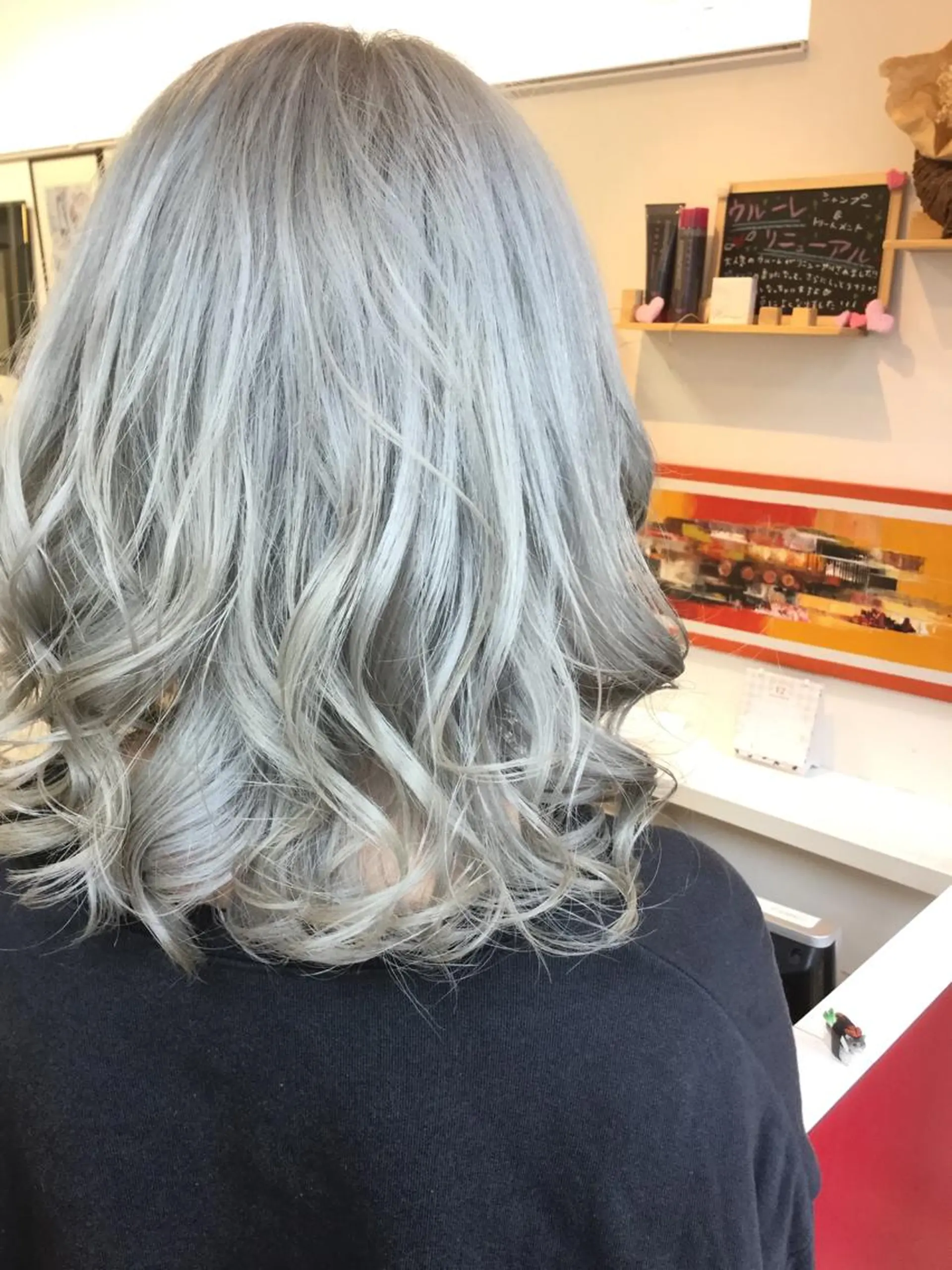 ミディアム カラー ブリーチ カット ヘアカラー 名駅★シールエクステ クオーレゼロ★加藤のヘアスタイル