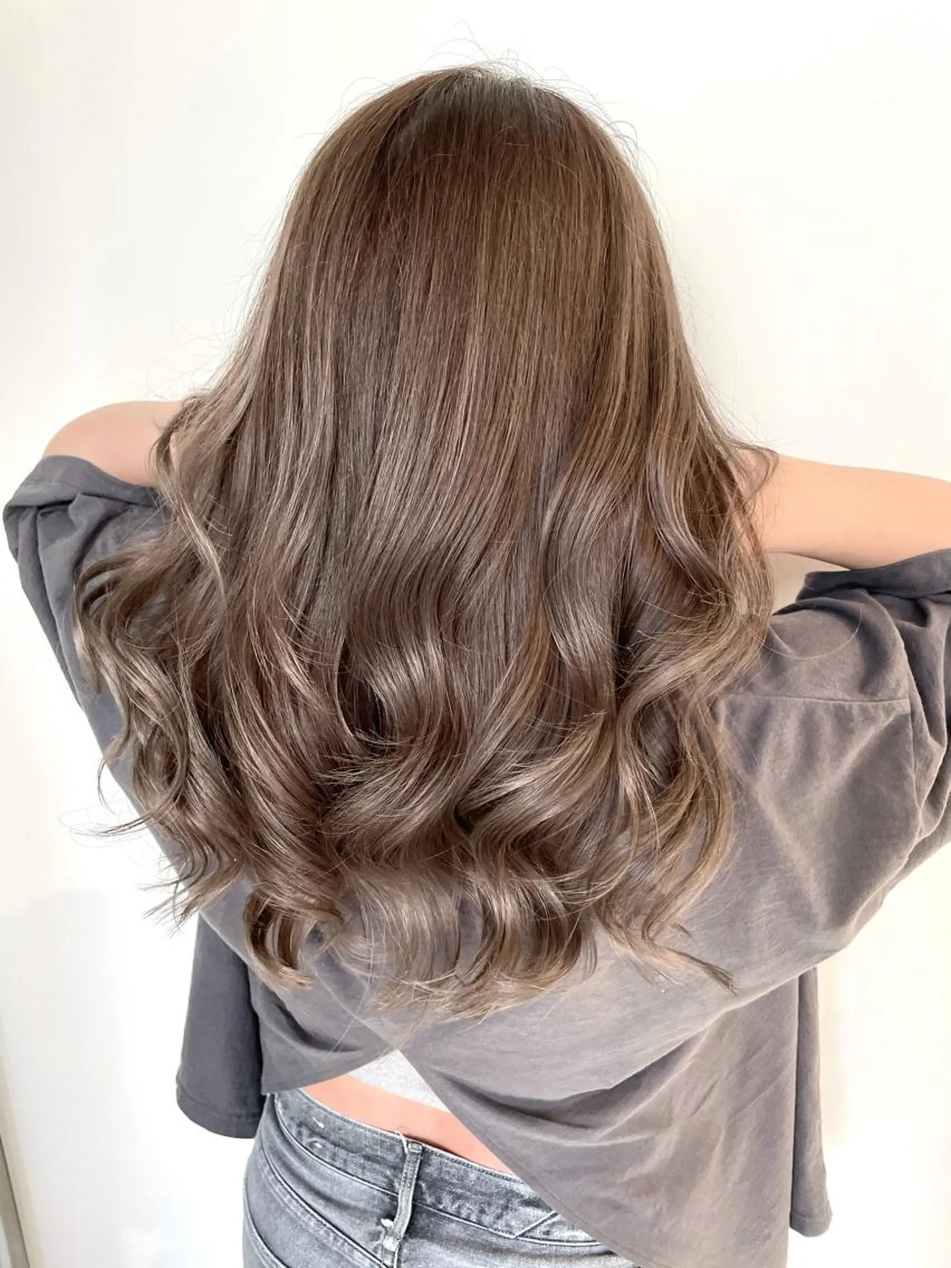 セミロング カラー パーマ ヘアアレンジ 【公式】amble luxe池袋東口🩷のヘアスタイル