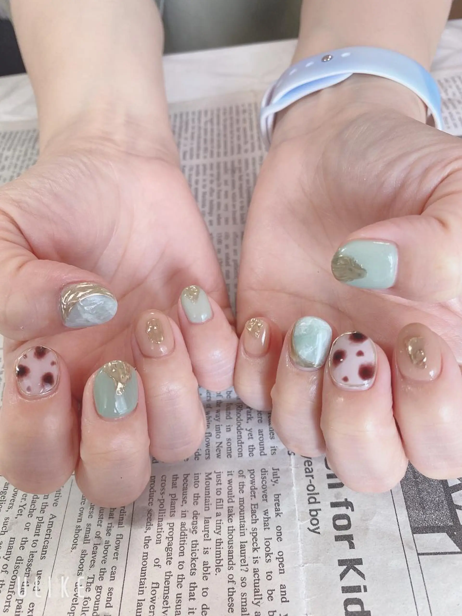 ネイル ミラーネイル ハンドネイル ハンドケア 森山 舞のネイルデザイン