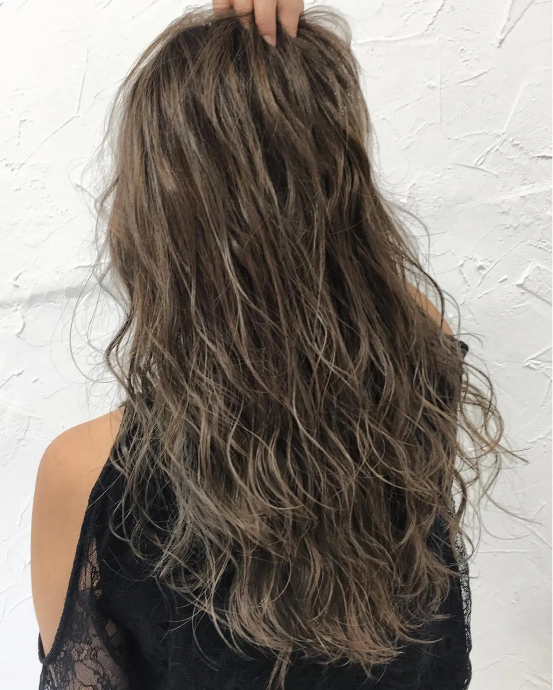 セミロング カラー グレージュ ハイライトカラー ハイライト 脱！黒髪 ダブルカラー【上野】のヘアスタイル