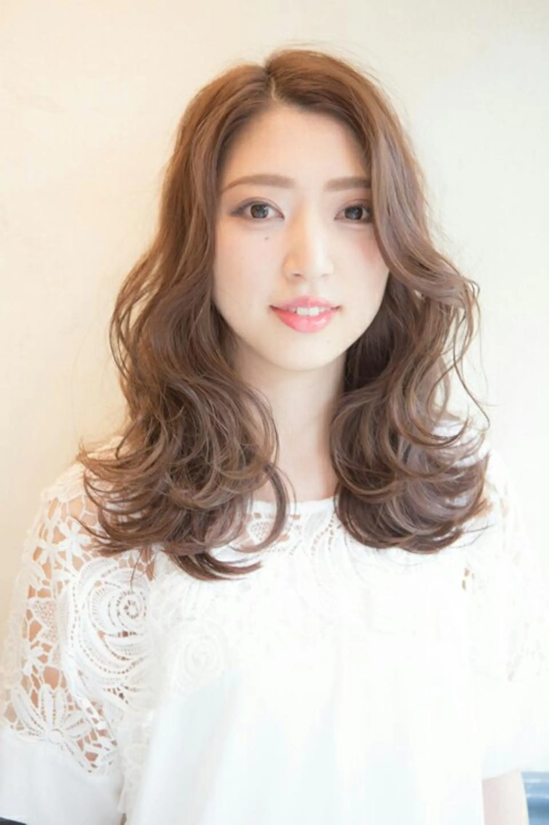ミディアム パーマ カラー カット ヘアカラー パーマ 長田 広樹のヘアスタイル