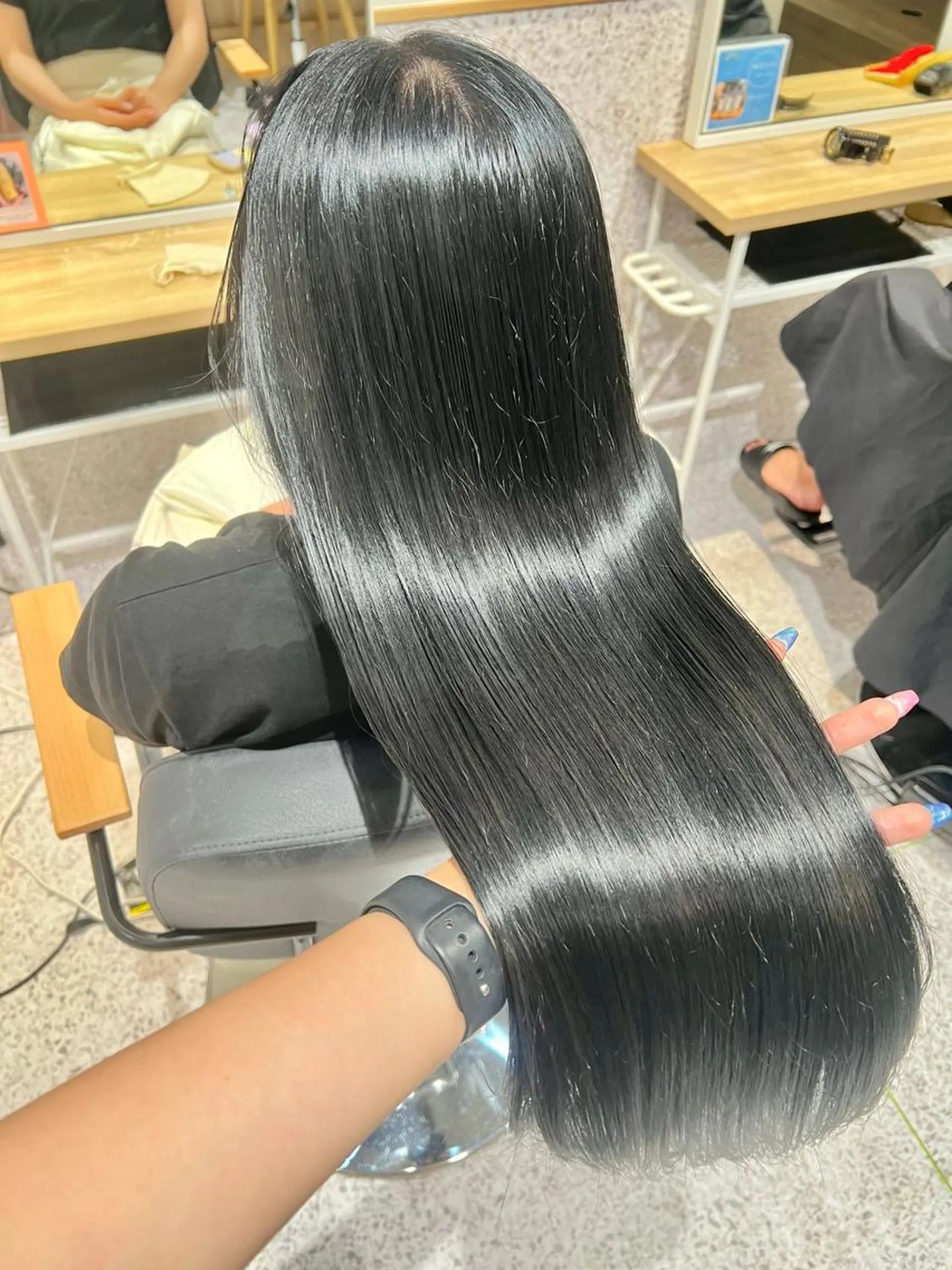 カラー 個性派／中韓ネイル SAKURAのネイルデザイン