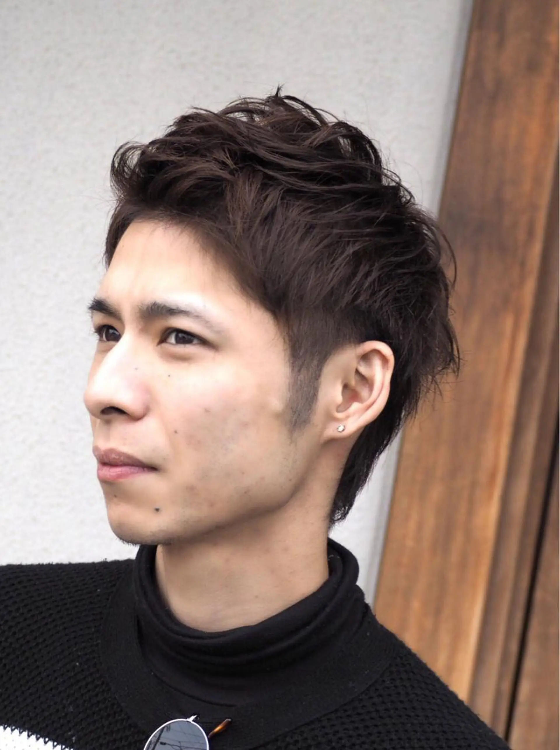 ショート カラー メンズ ツーブロック アッシュ アッシュグレー 酒井 透のヘアスタイル