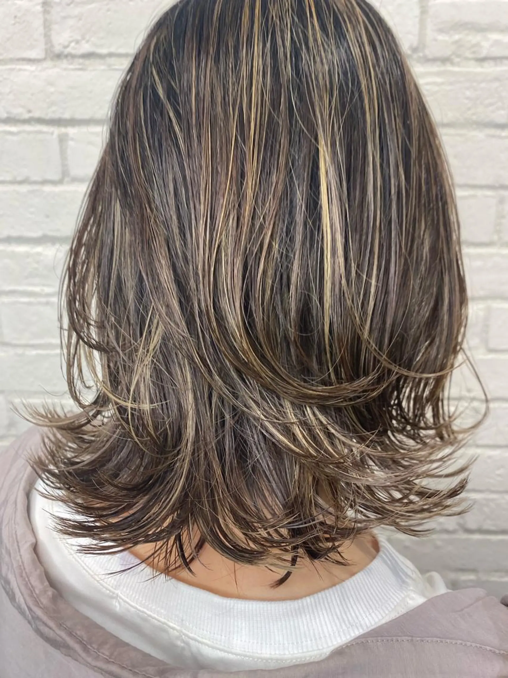 ミディアム カラー カット ヘアカラー 大里 拓馬のヘアスタイル