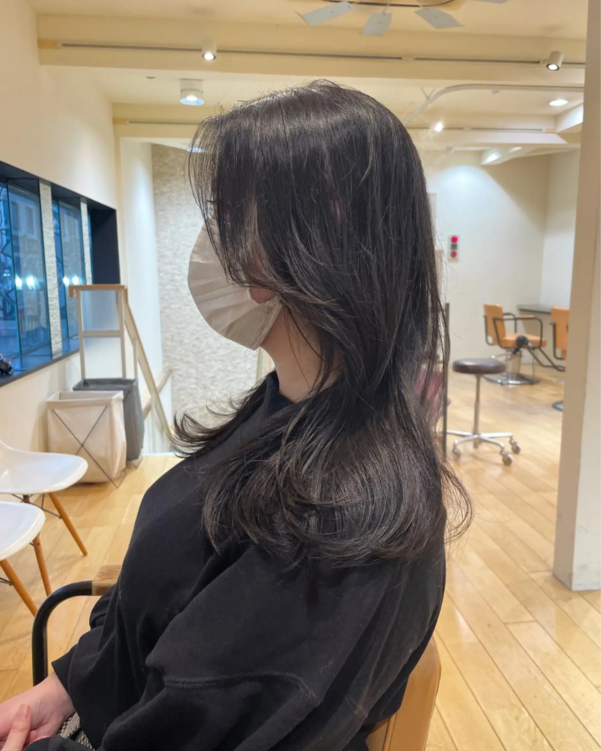 セミロング 🍋透け感カラー🍃 オリーブ🍐Kahoのヘアスタイル