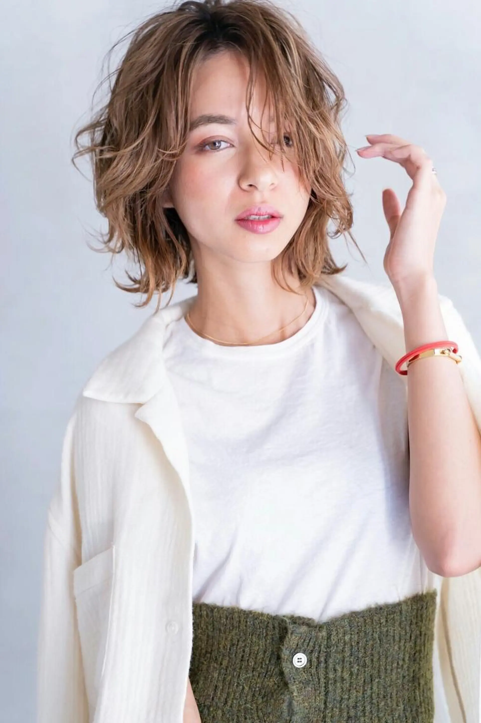 カラー ミディアム パーマ ミディアムパーマ アクアカラー ダブルカラー グラデーションカラー ハイライトカラー 💈Chlom💈_ 公式_NewOpenのヘアスタイル