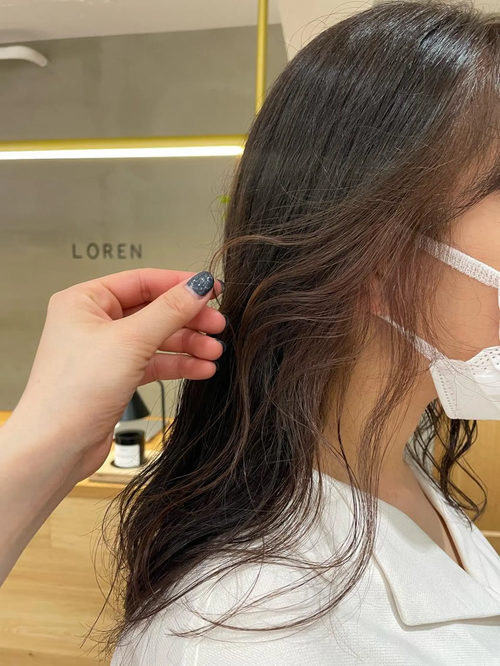 ミディアム カラー インナーカラー LOREN/ miuのヘアスタイル