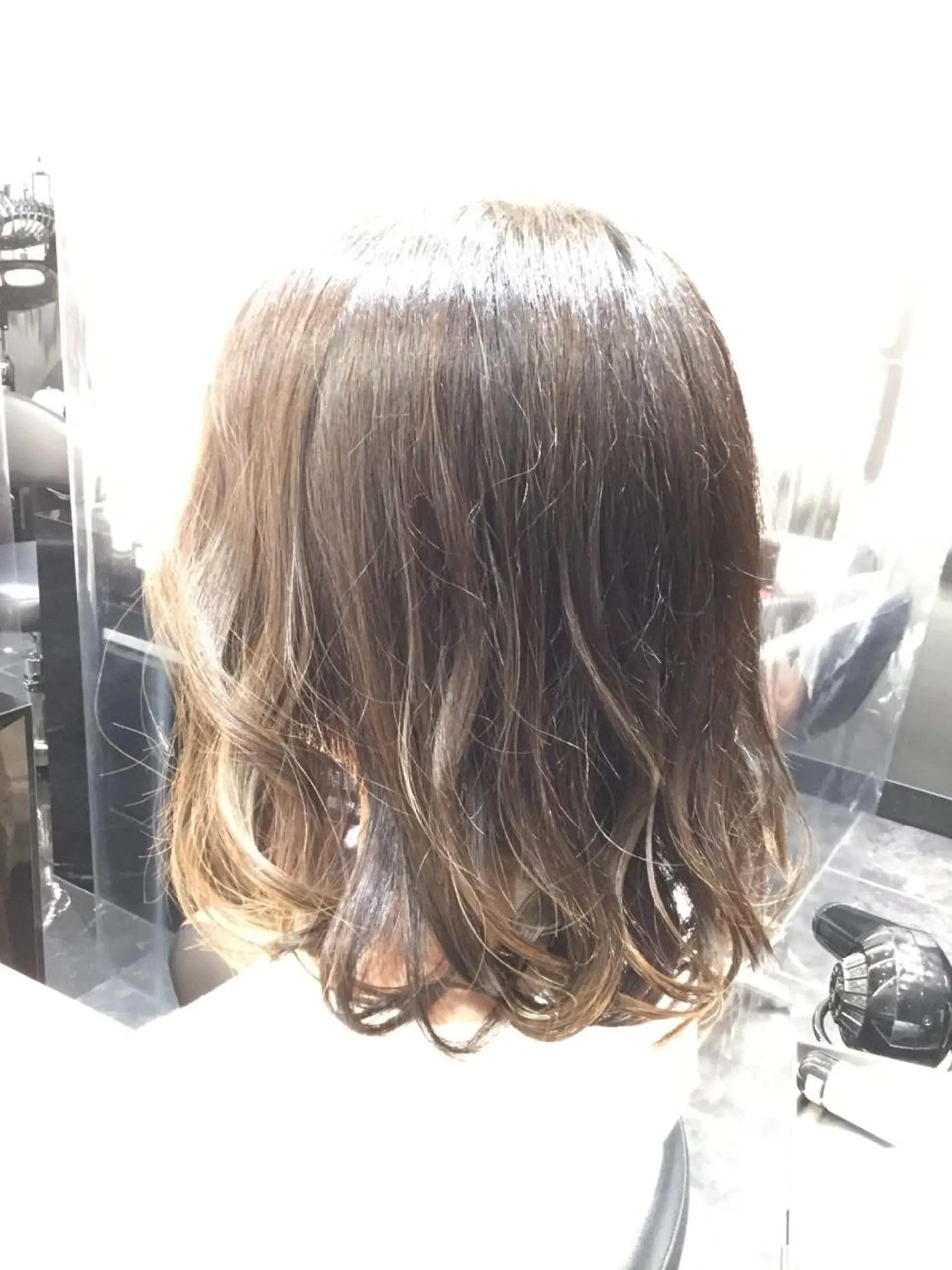 ミディアム カラー Annon プライベートサロンのヘアスタイル