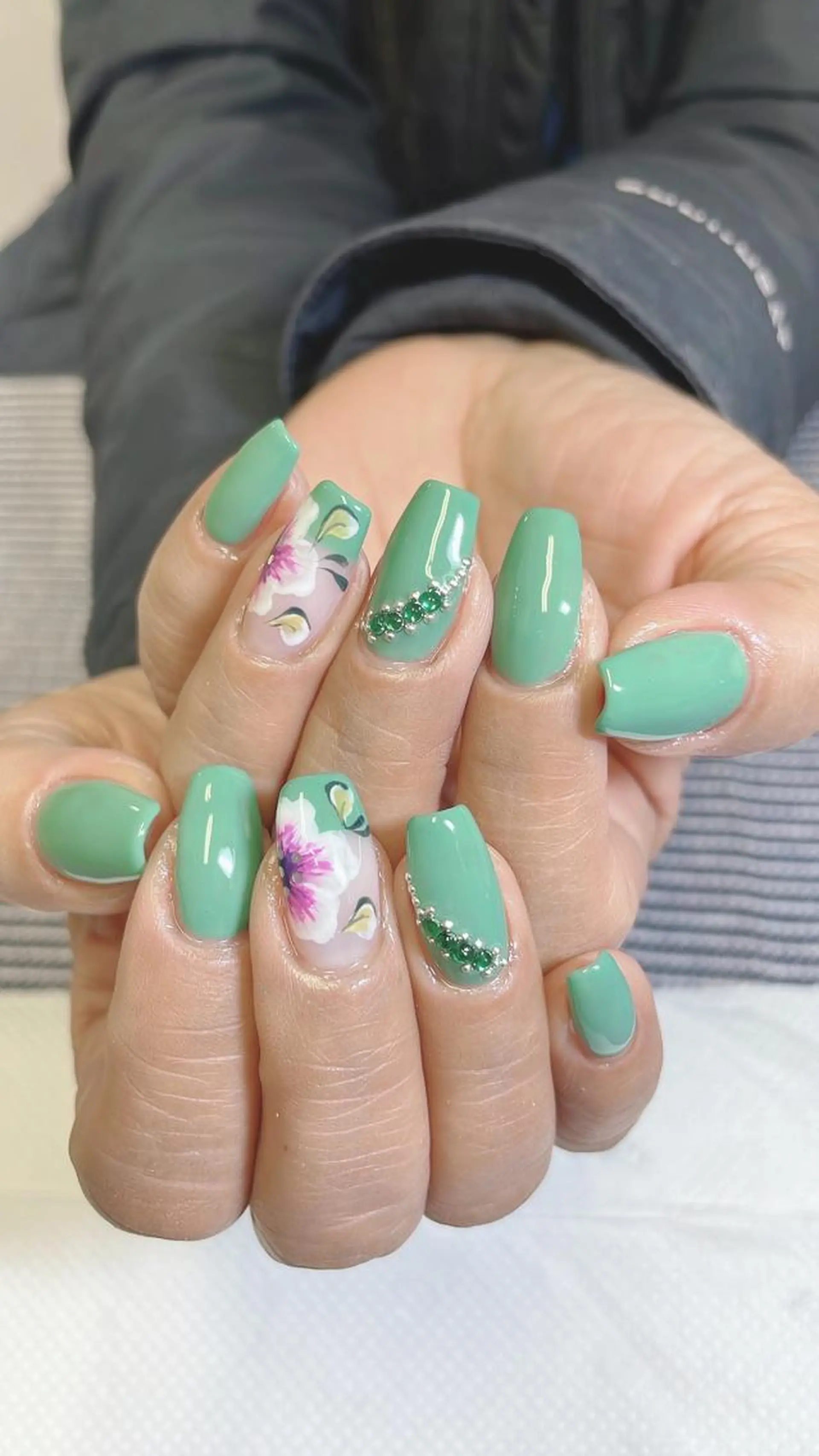 ネイル Munail サロン所属・むねいる nail salonのネイルデザイン