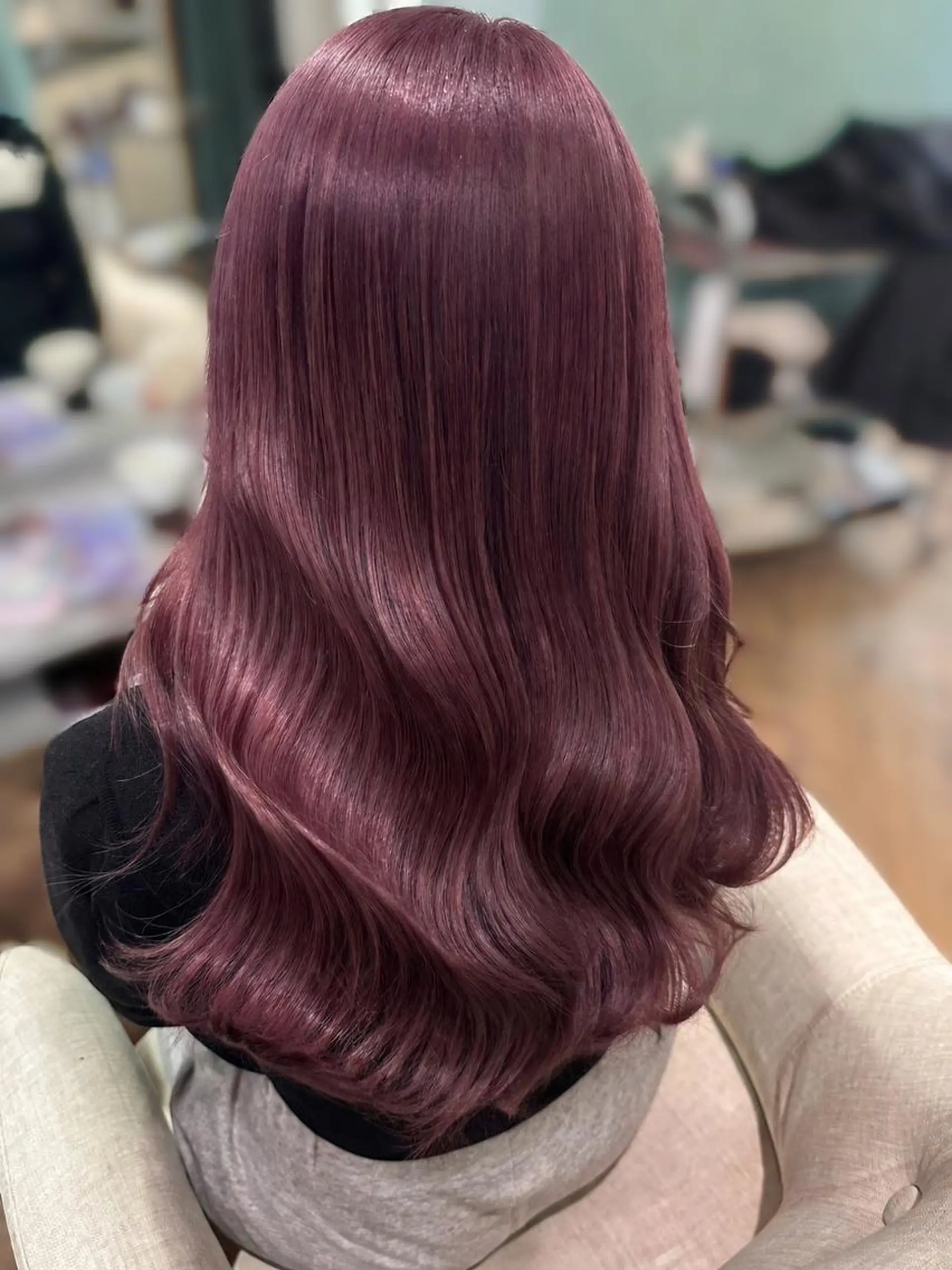 ロング Mirashy 成田のヘアスタイル