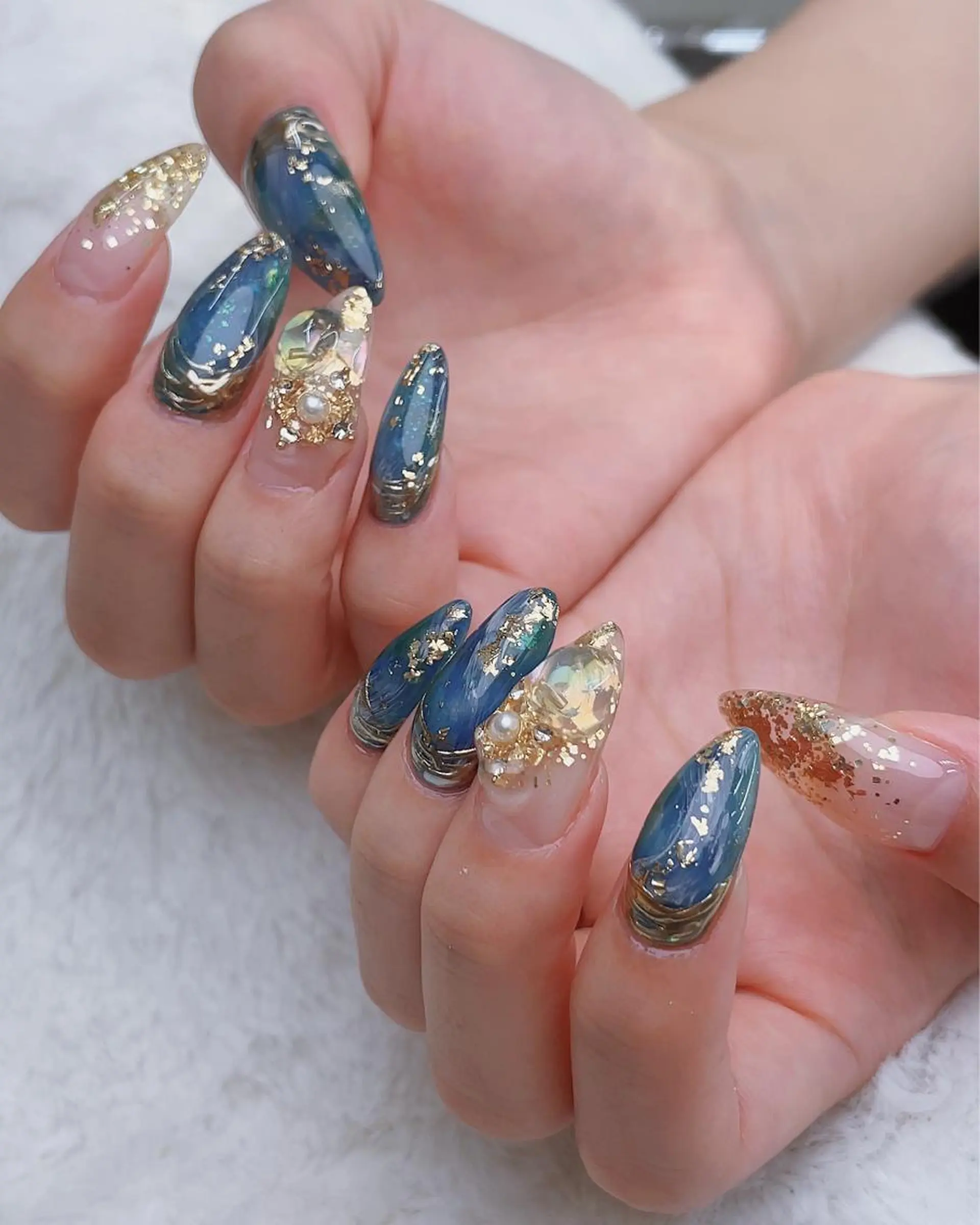 ネイル Blushオーナー Shiinaのネイルデザイン