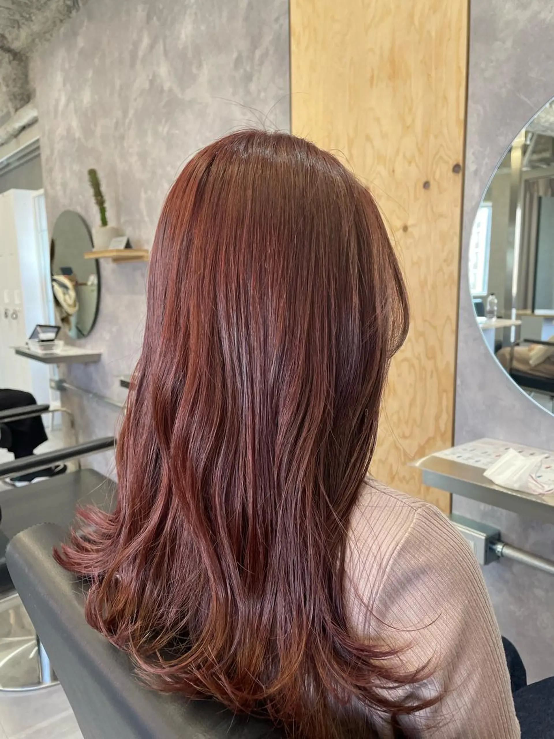 セミロング yui/ layer cutのヘアスタイル