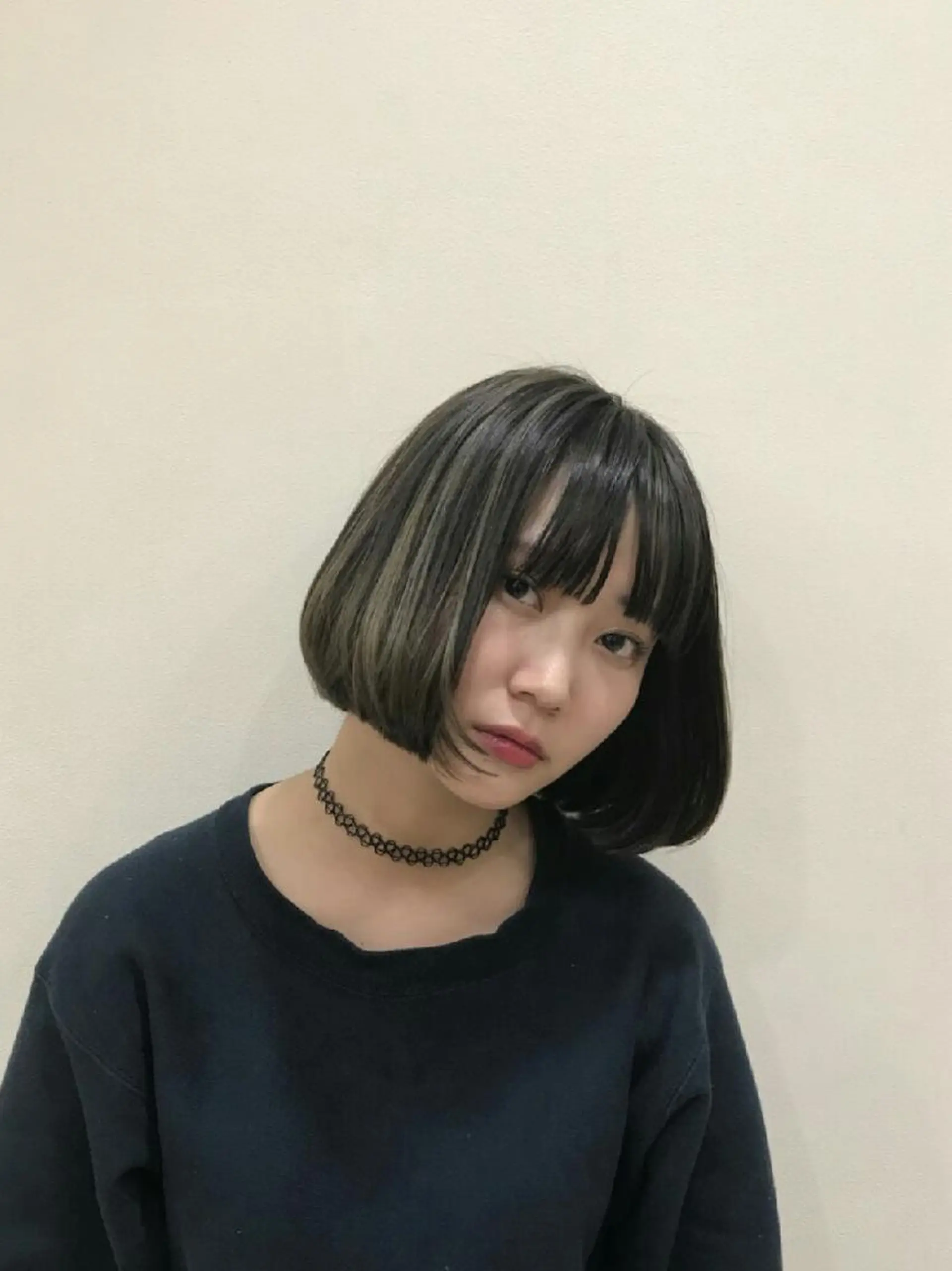 ショート ボブ - -のヘアスタイル