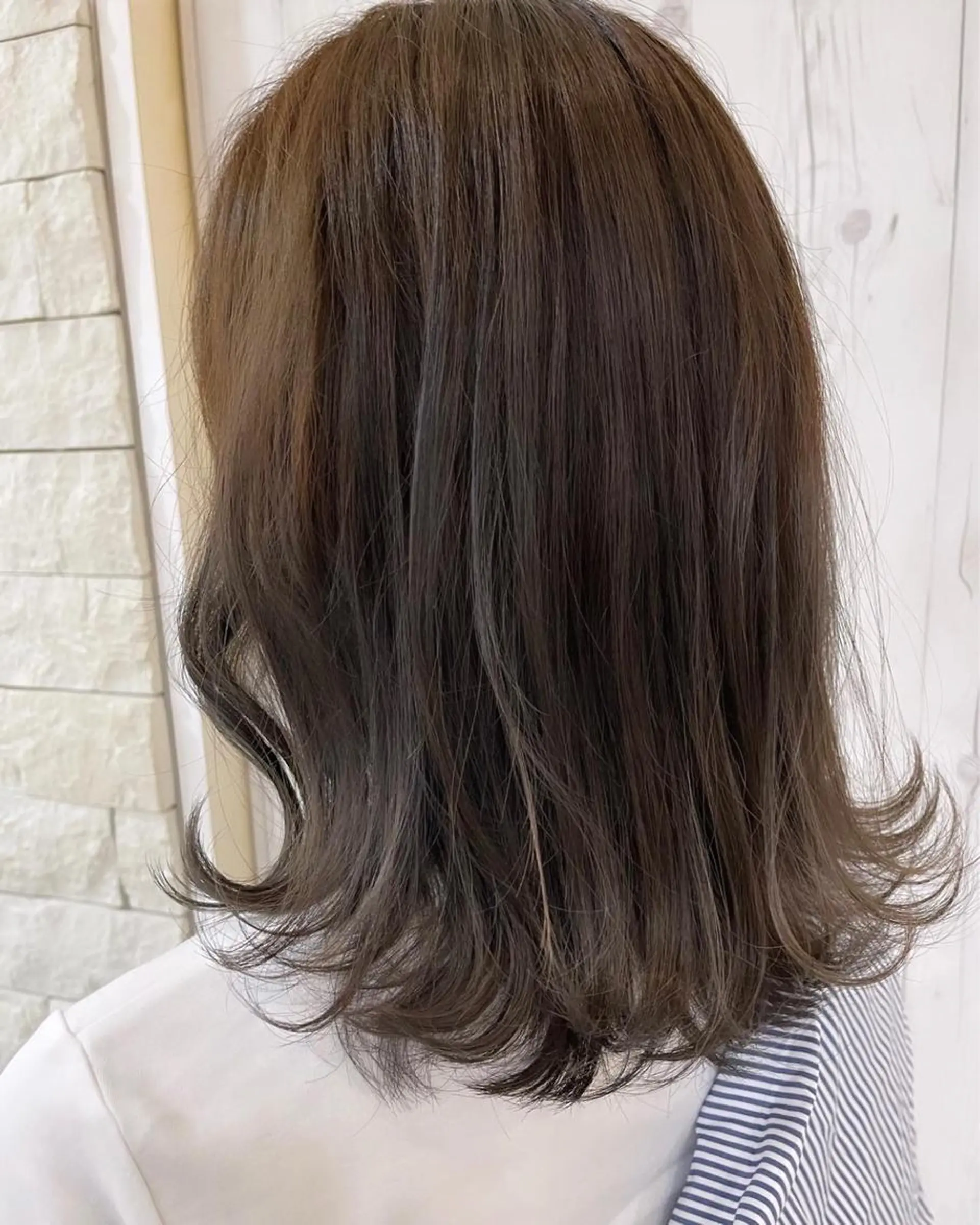 カラー ブルーカラー ブルーグレー ブルーグレージュ グレージュ カット ヘアカラー 名古屋のピンク好き かずくん🦩のヘアスタイル