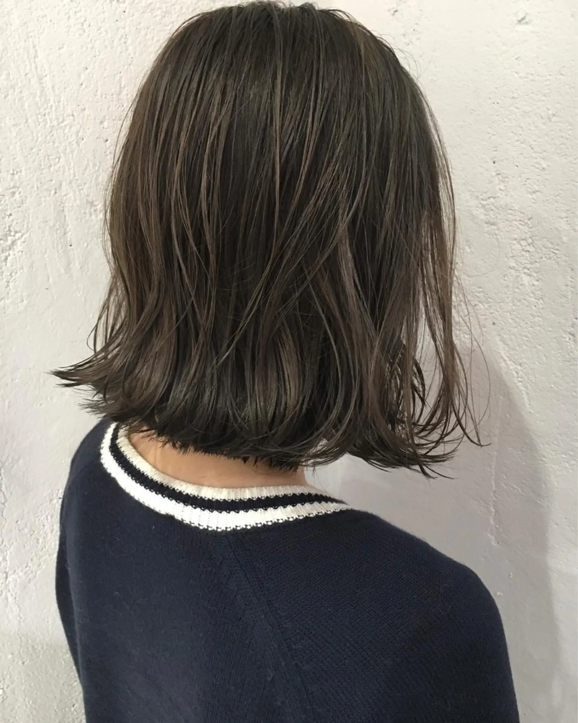 ショート カラー ヘアアレンジ ベージュカラー ブリーチ ブリーチなしカラー オリーブベージュ iena渋谷 /ゆーこのマツエク・マツパデザイン