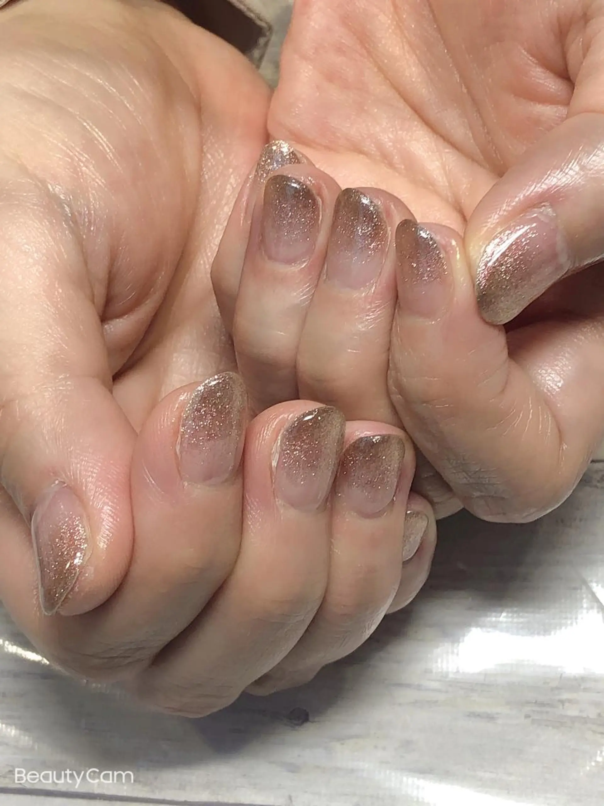 ネイル グラデーション ✨アン ミユ✨のネイルデザイン