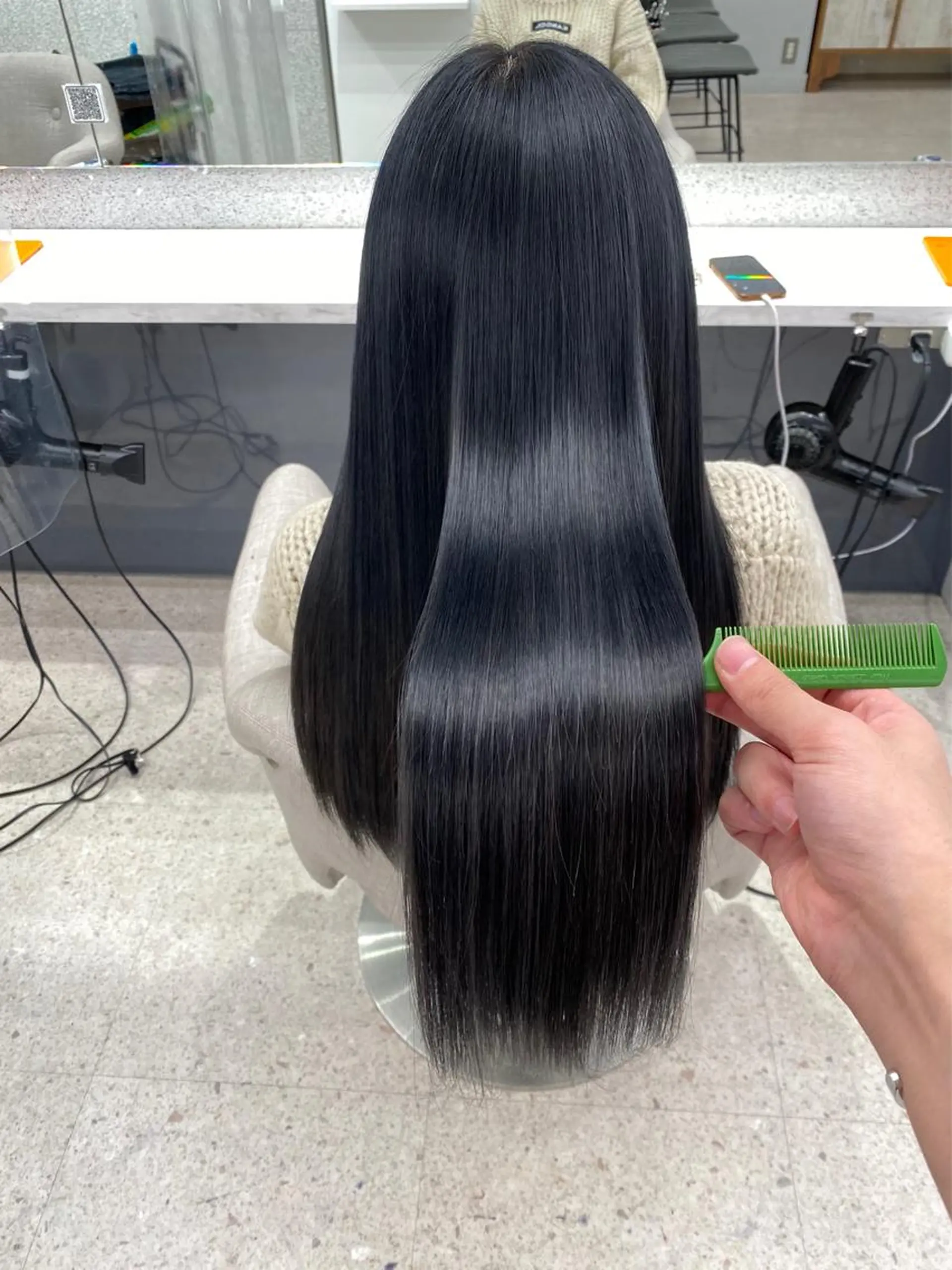 ロング カラー パーマ ヘアアレンジ メンズ ネイル マツエク・マツパ ヘアカラー トリートメント レイヤーカット/ 髪質改善/羽柴りくのヘアスタイル