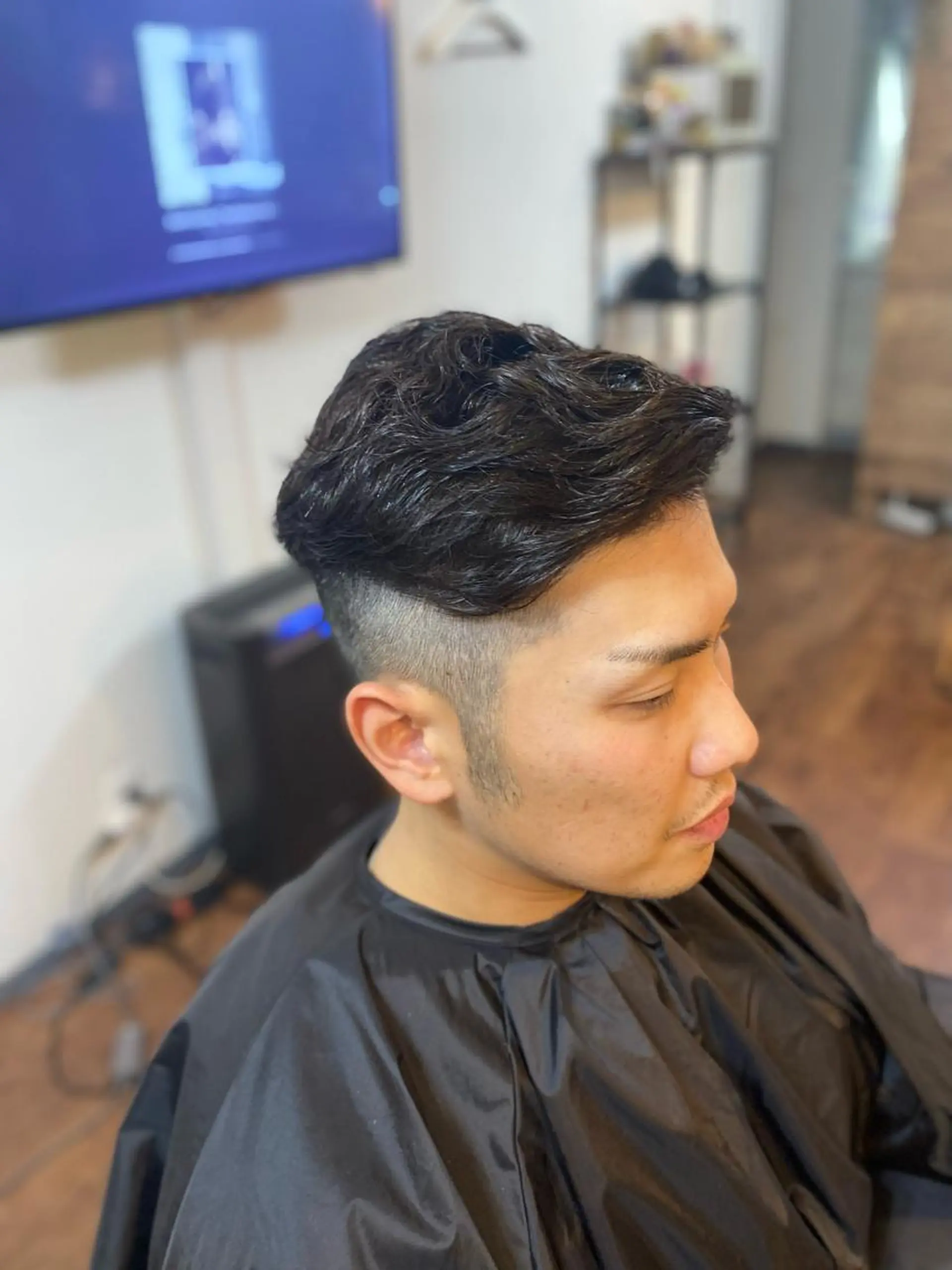 ショート メンズ メンズパーマ くせ毛 ショートヘア カット パーマ トリートメント Luzir⭐︎ GEN⭐︎のヘアスタイル