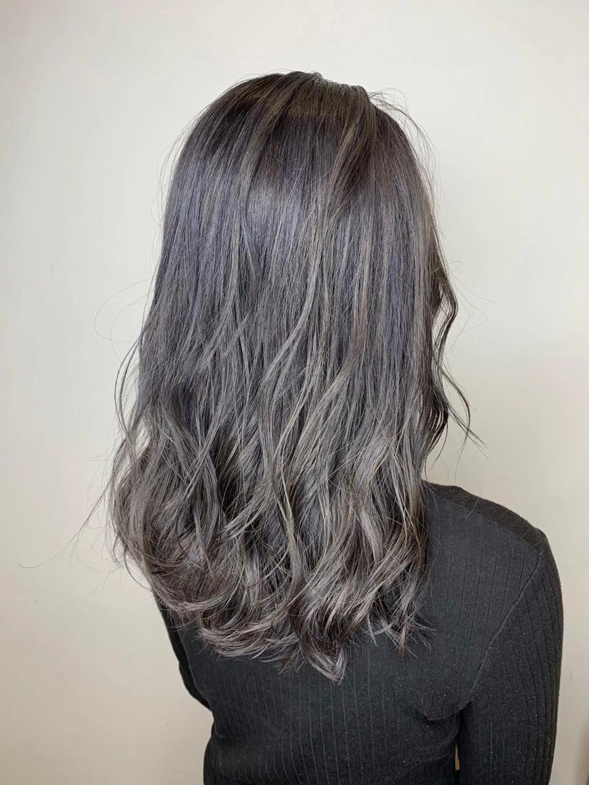 ミディアム カラー シールエクステ♦️ レイヤー♦️福田晃大のヘアスタイル