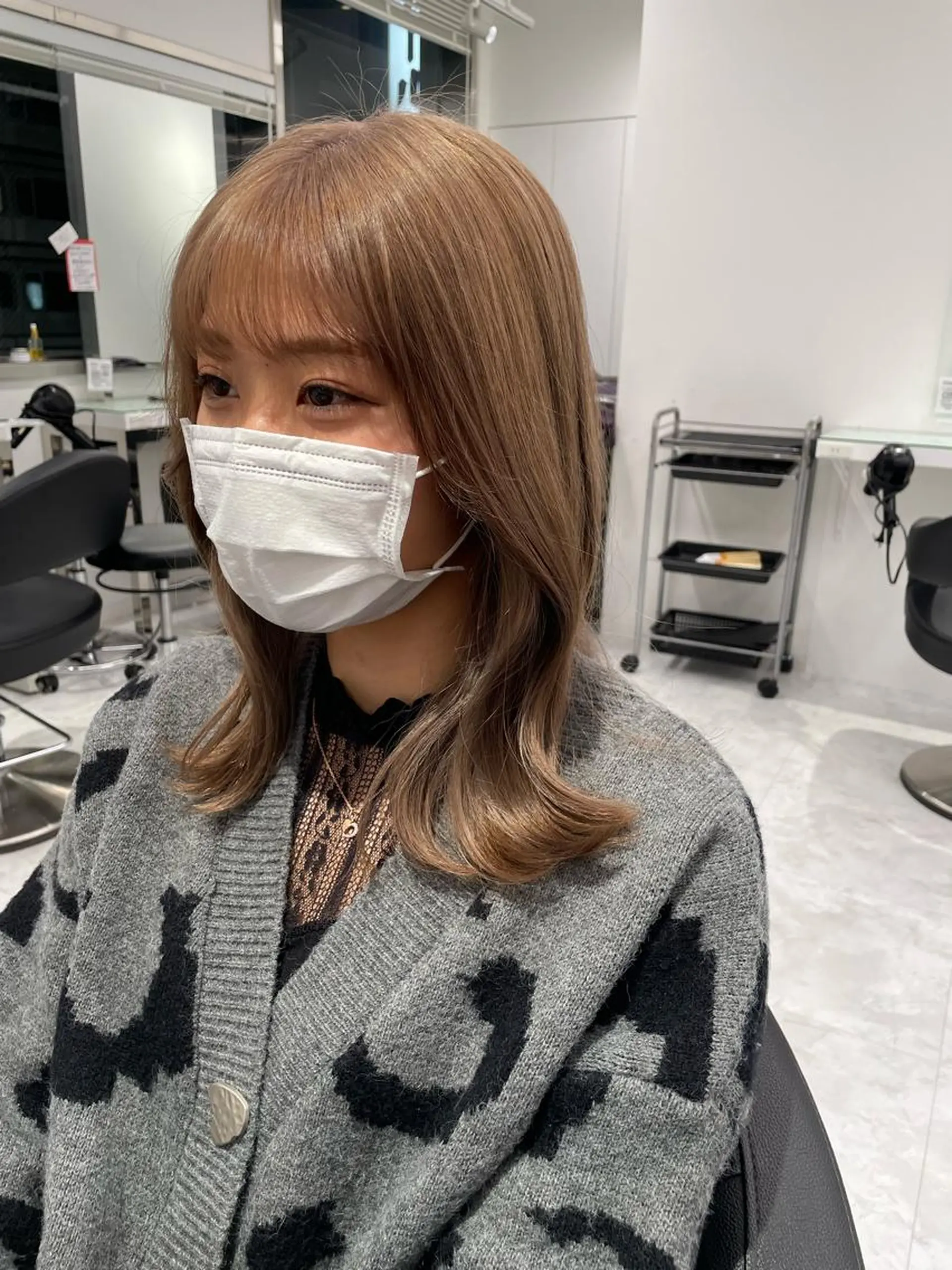 ミディアム カラー 🤍ベージュ×艶髪 🤍Ryuta🤍のヘアスタイル