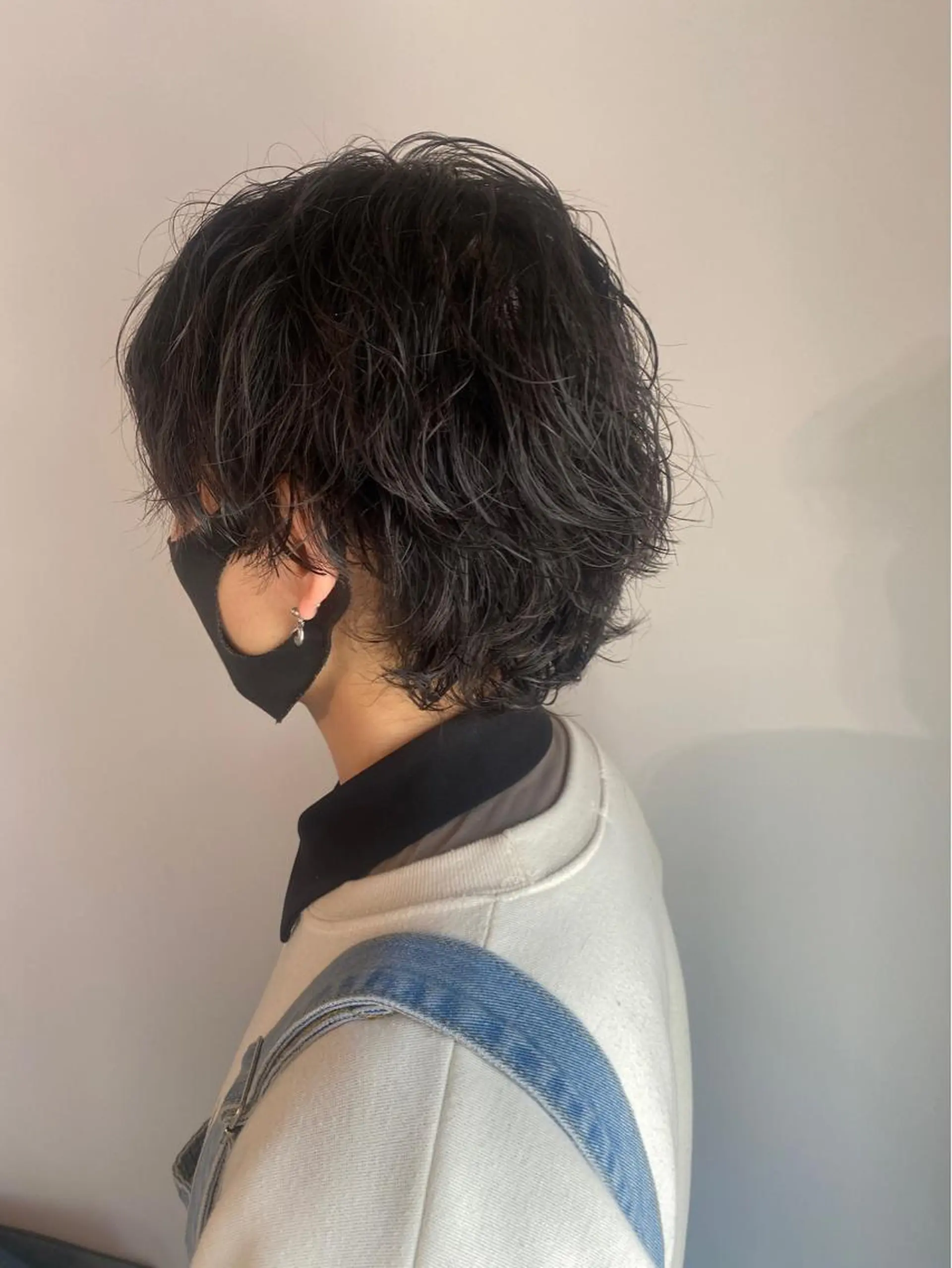 ミディアム パーマ メンズ ミディアムパーマ メンズバレイヤージュ メンズブリーチ メンズハイライト メンズインナーカラー ☀️Luana☀️ 公式/大通のヘアスタイル