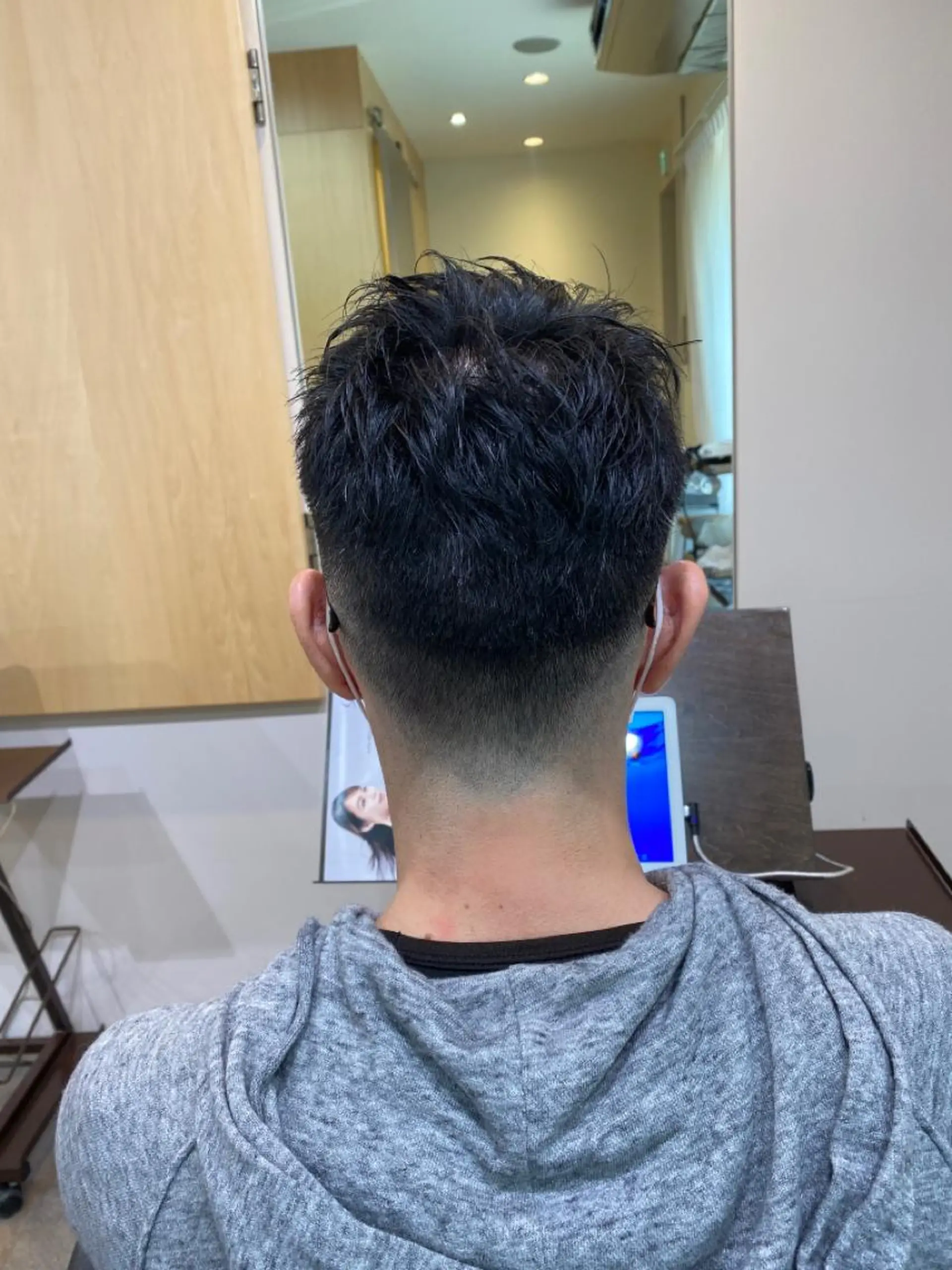 メンズ フェードカット 刈り上げ ✨弱酸性縮毛/艶々✨ 髪質改善Mai🌟のヘアスタイル