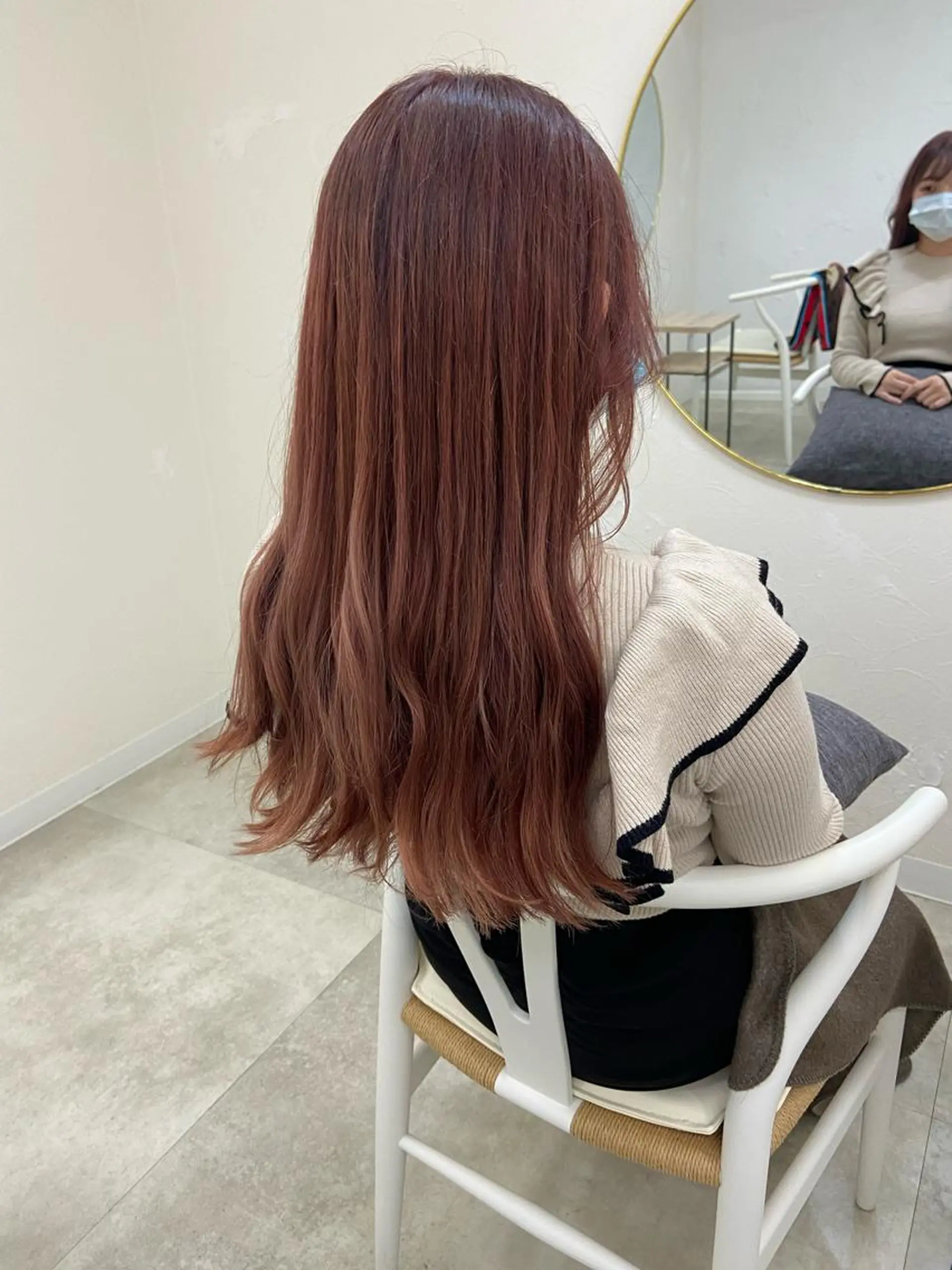 カラー ブリーチ ピンクカラー 切りっぱなしボブ／ 暖色カラー／なつみのヘアスタイル