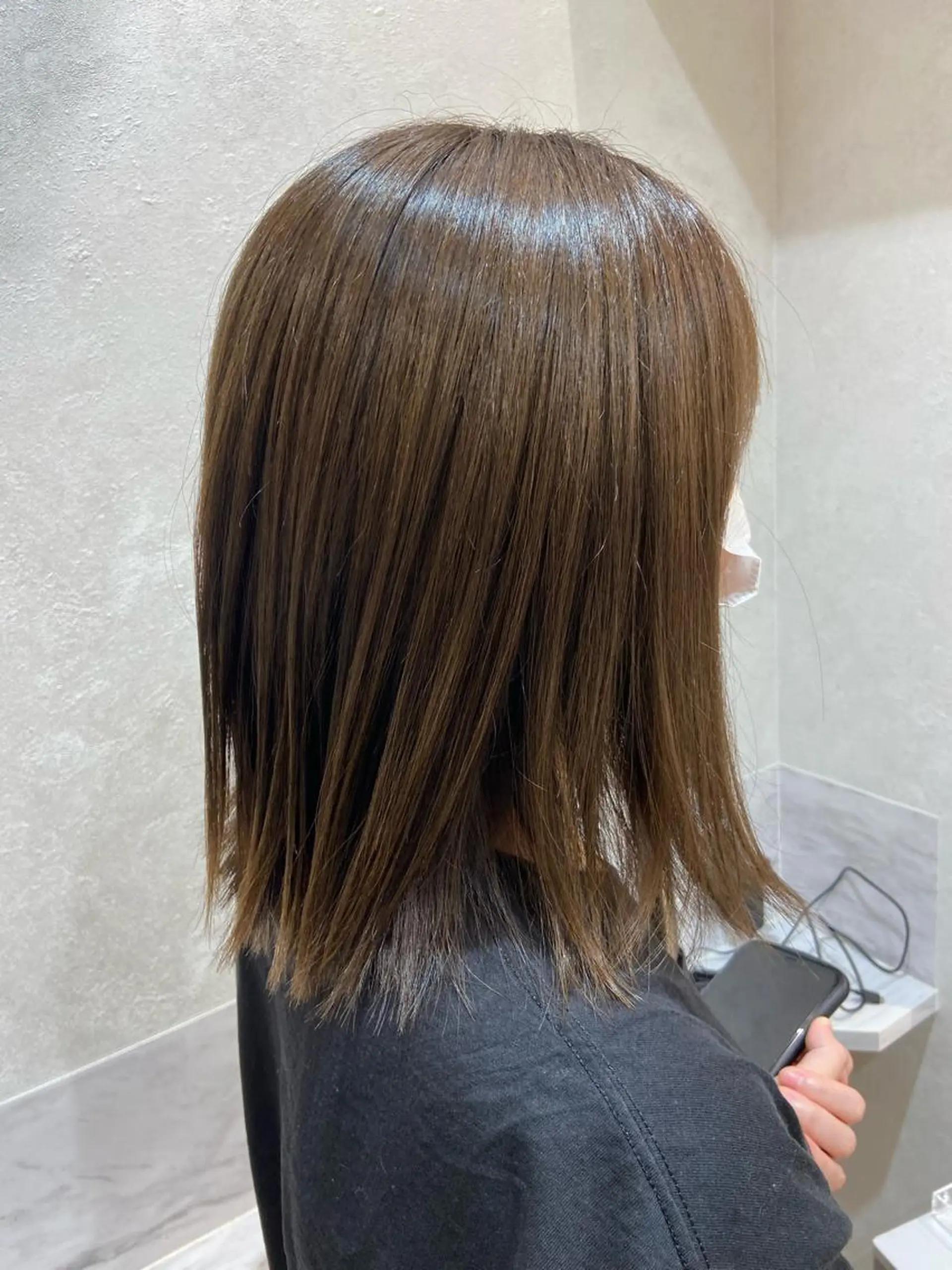 ミディアム カラー カット ヘアカラー 縮毛矯正 トリートメント ヘッドスパ チナツ ，のヘアスタイル