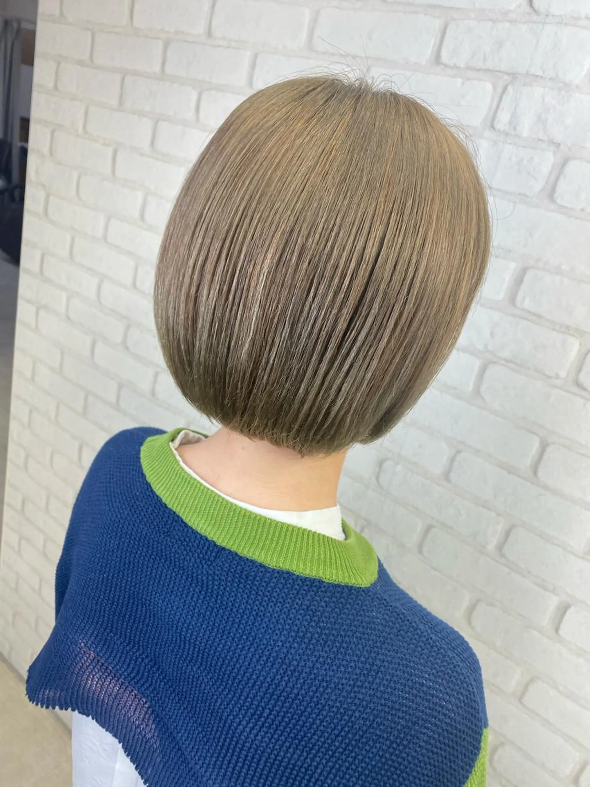 ショート カラー カット ブリーチカラー🫧 森　凪沙のヘアスタイル