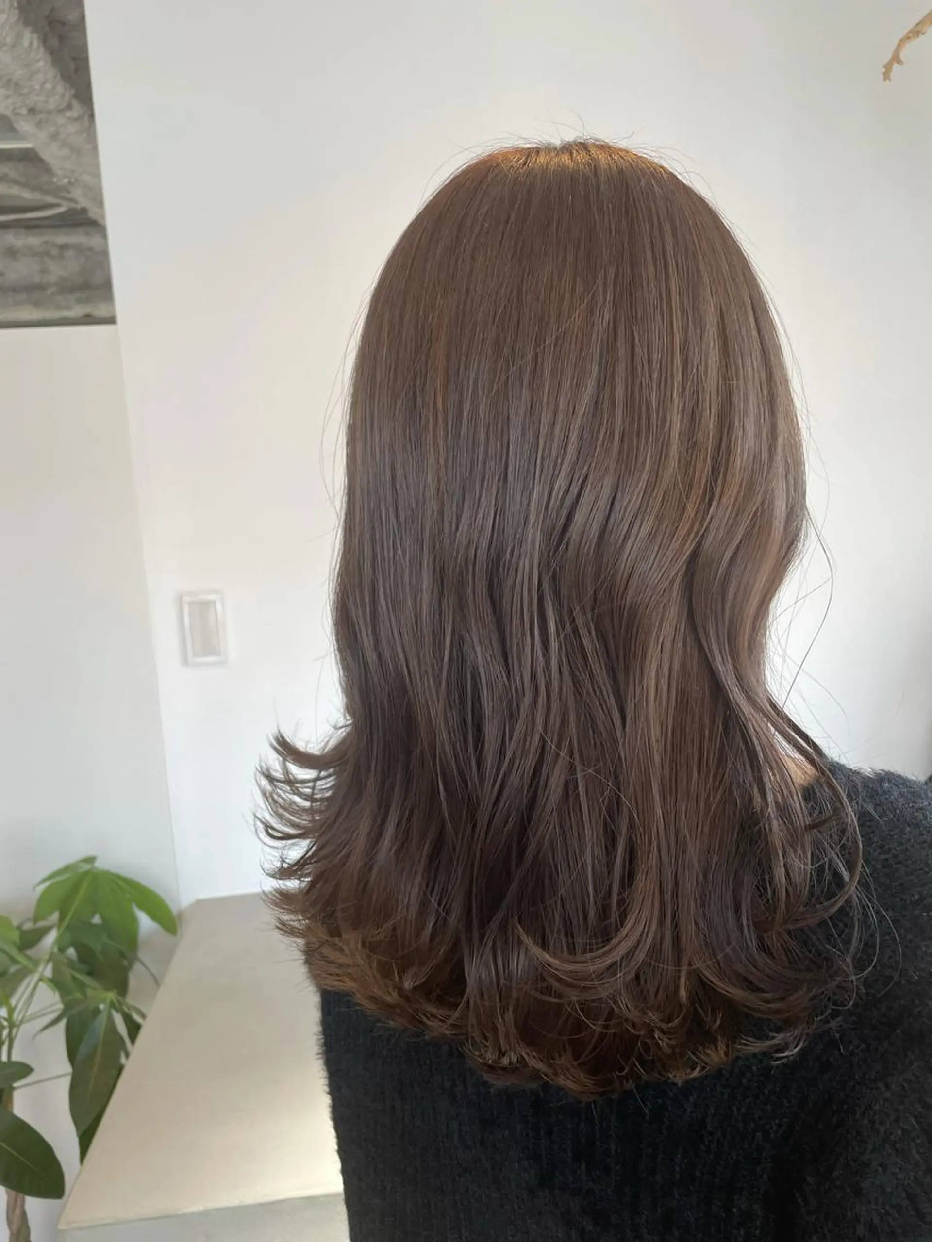 セミロング カラー ヘアアレンジ REONA🪽✨薬院 レイヤーカット🫧のヘアスタイル