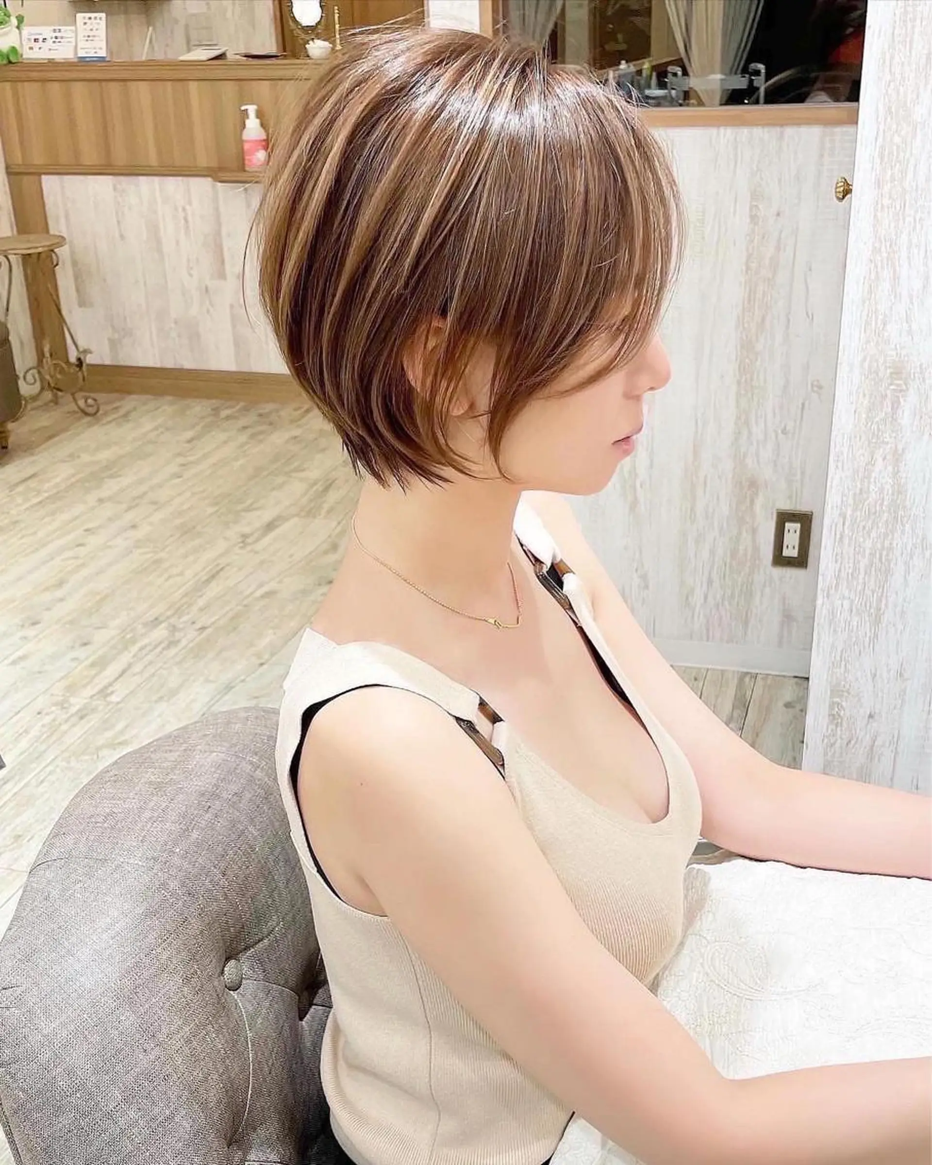 ショート 小野 明日香のヘアスタイル