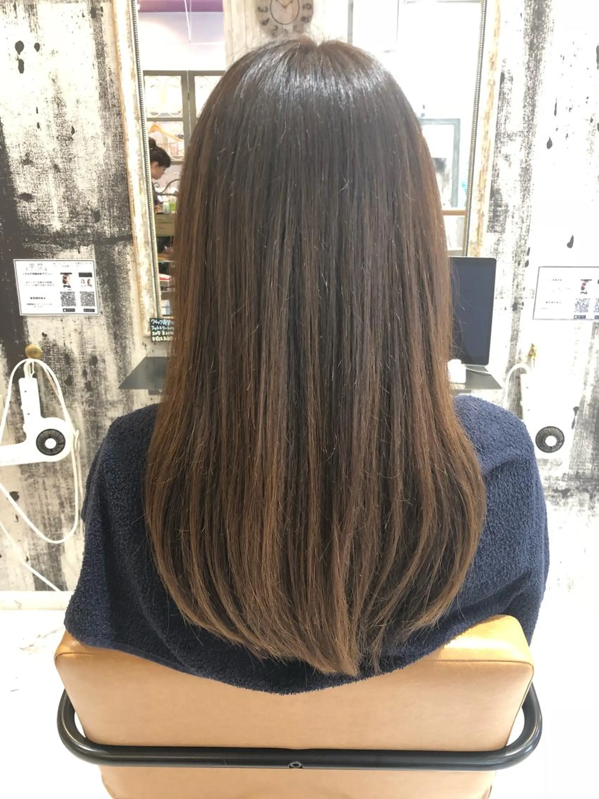 ロング カラー 【デザイナー】田中 美生のヘアスタイル