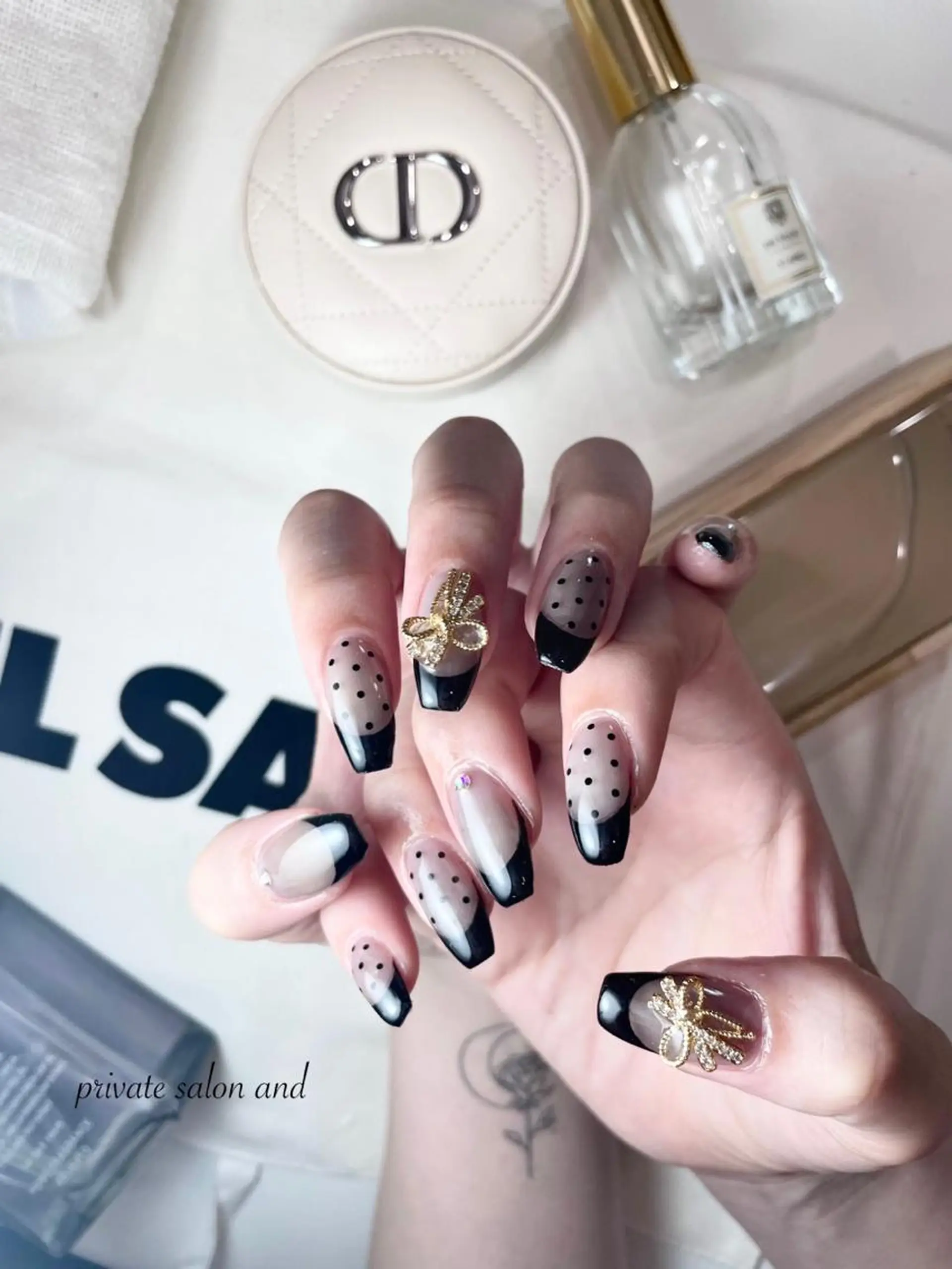 ネイル 土屋 智子のネイルデザイン